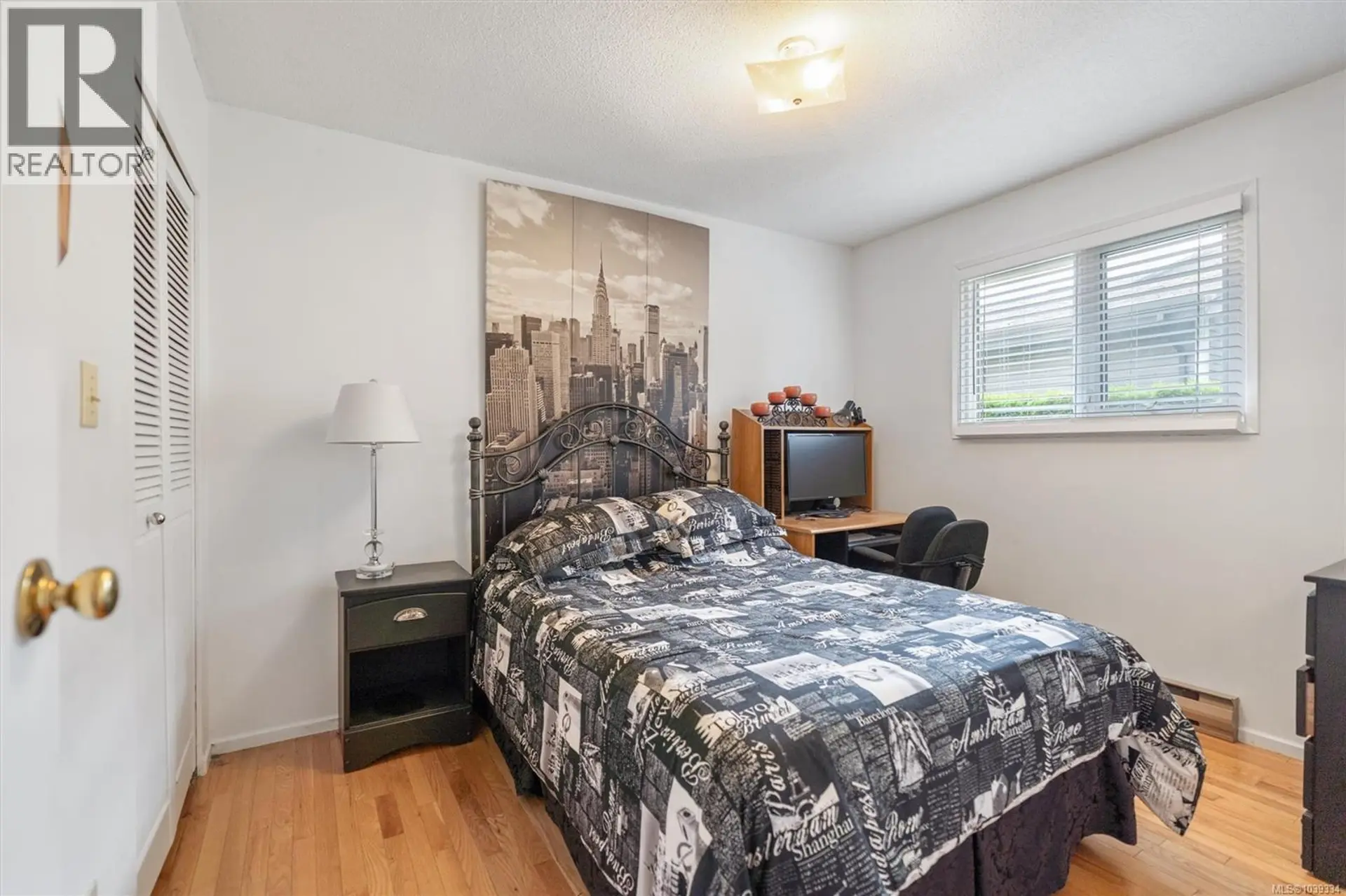 4252 Panorama Dr - Image 15