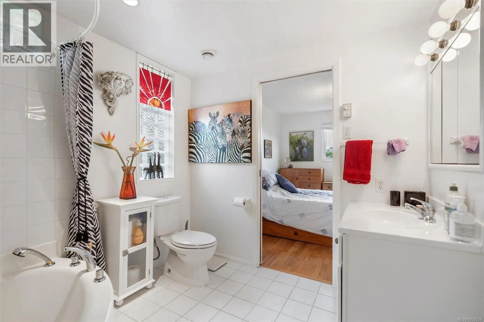 4252 Panorama Dr - Image 14