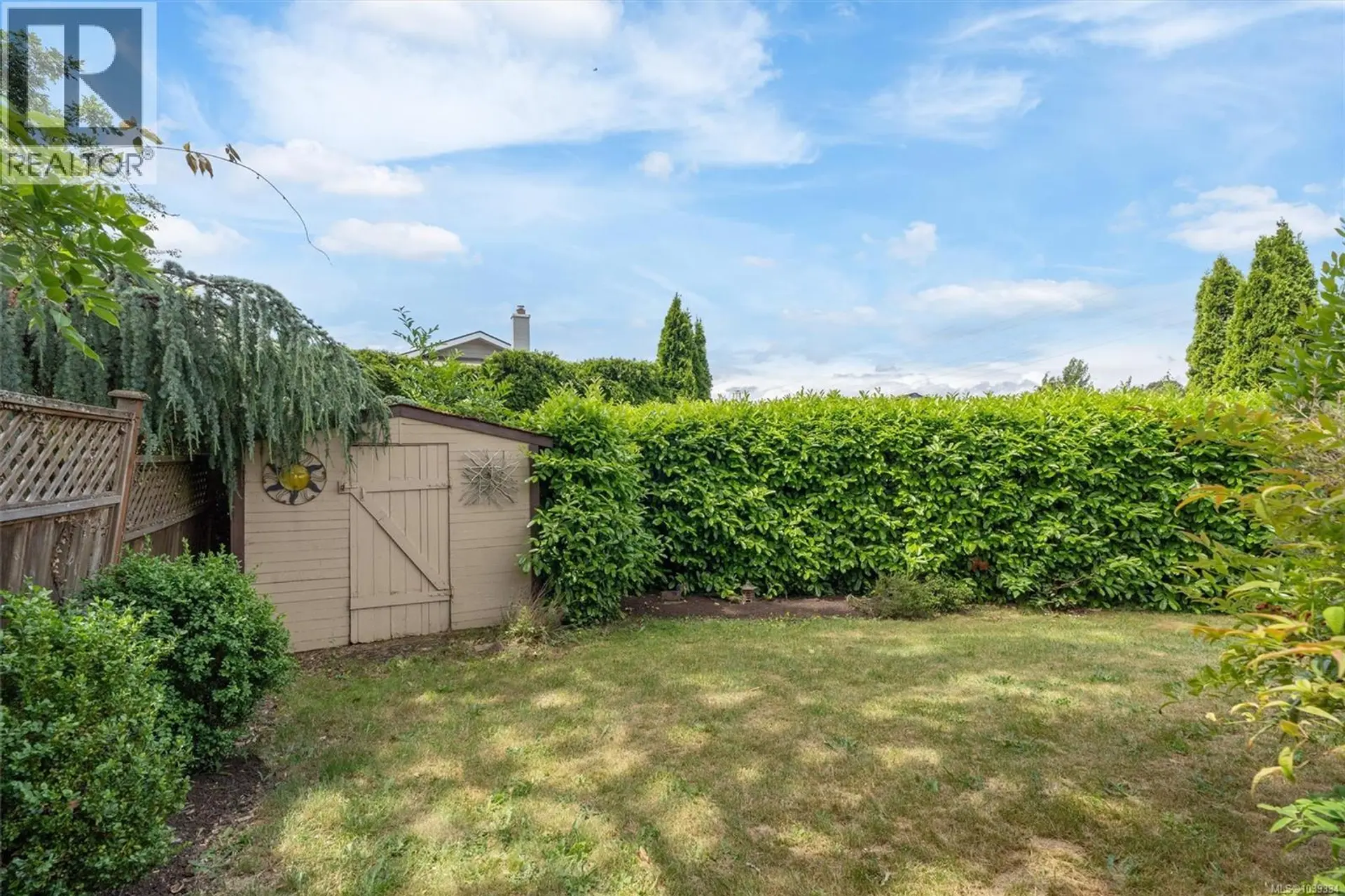 4252 Panorama Dr - Image 18
