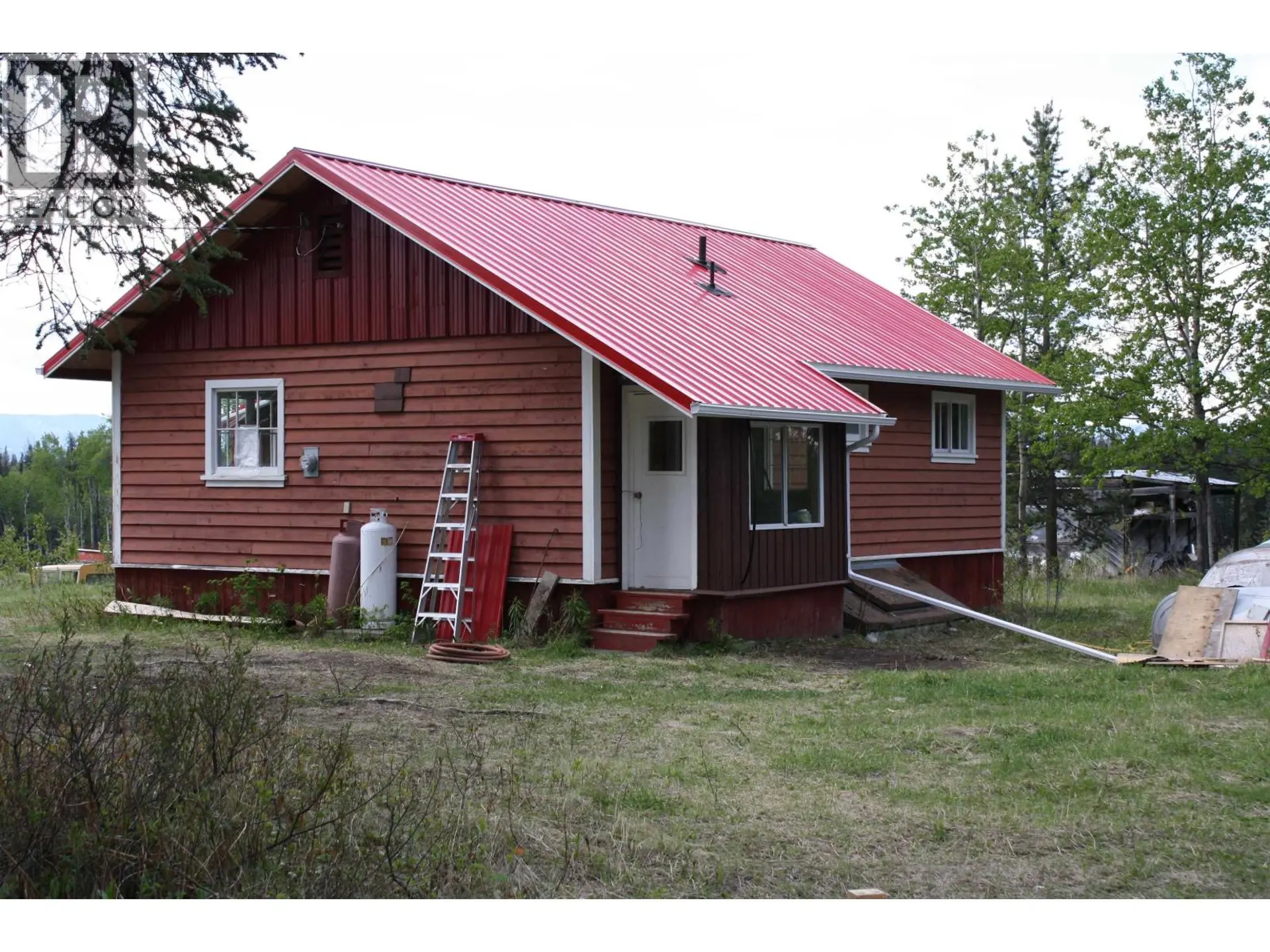 8577 PETKAU ROAD - Image 5