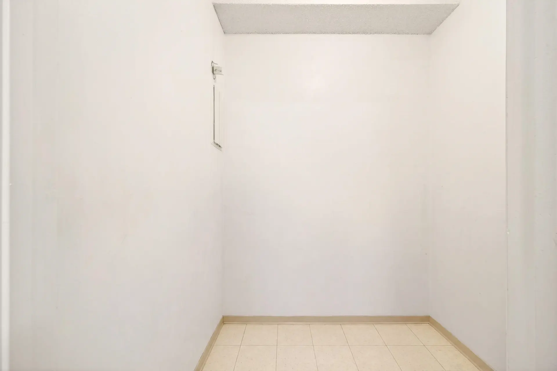 #102 8460 Ackroyd Road - Image 13