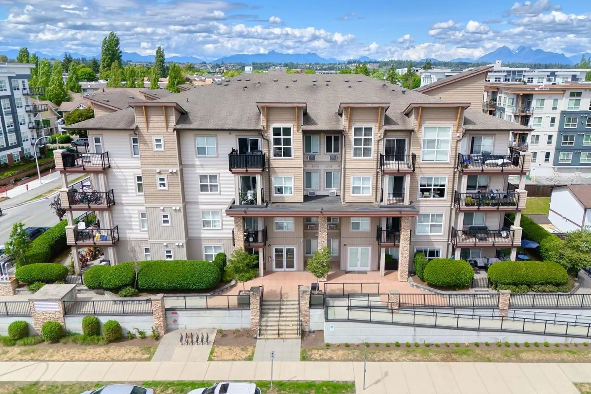 Property at #314 20175 53 Avenue, Langley, BC