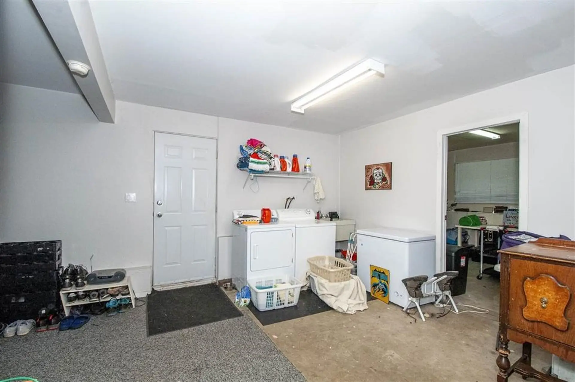 1835 King George Boulevard - Image 16