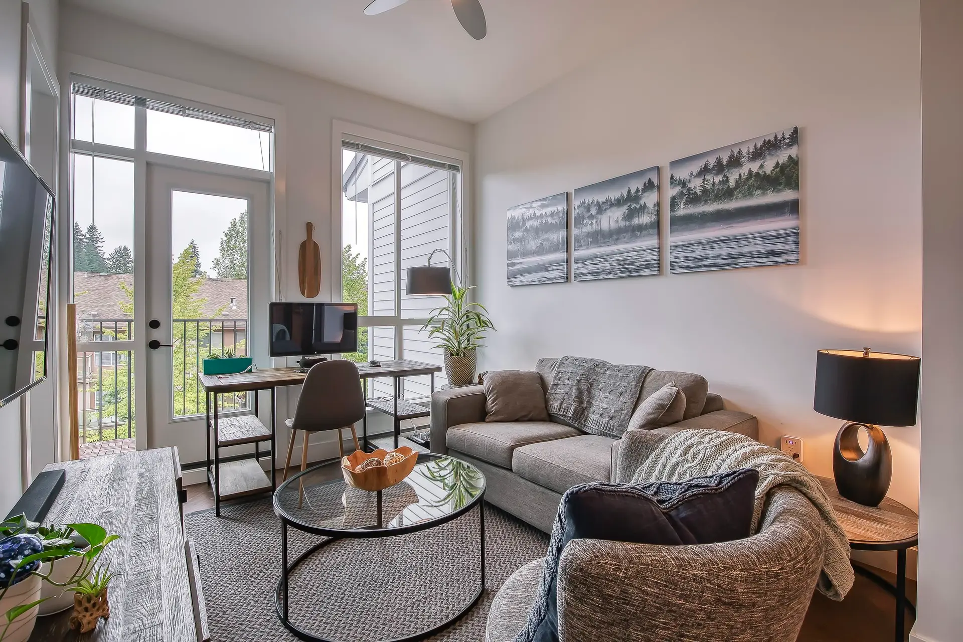 Property at #406 14968 101a Avenue, Surrey, BC