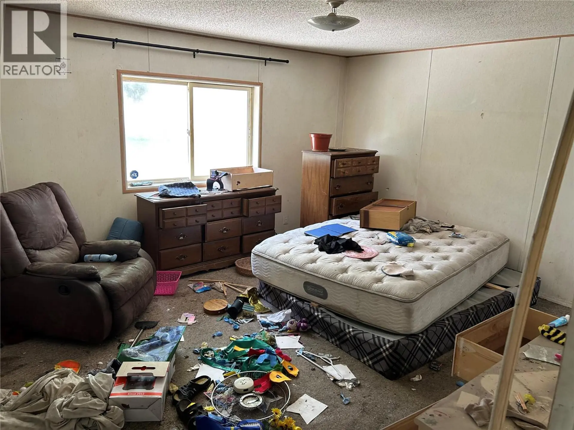 7561 Highway 97 - Image 6