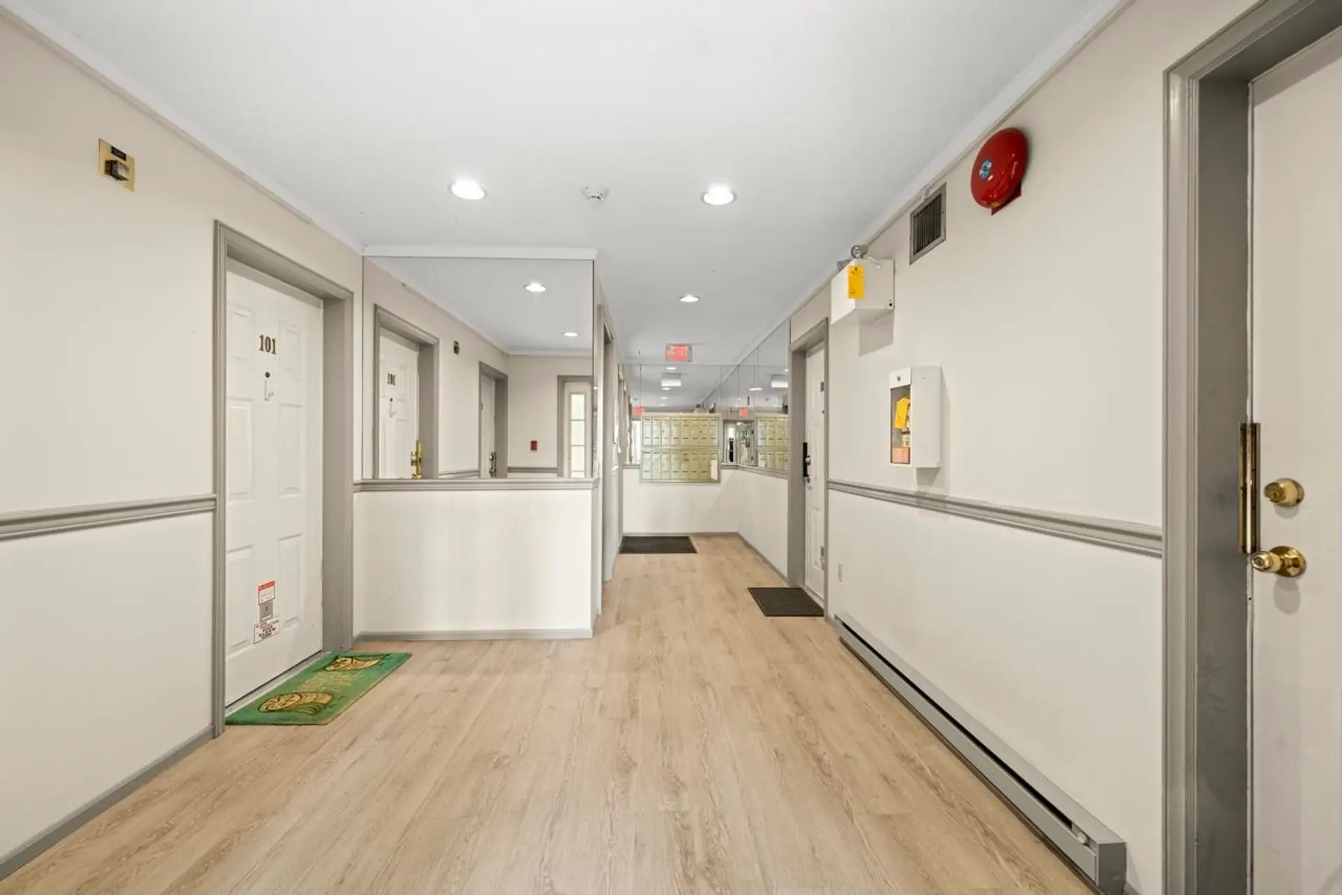 #104 526 W 13th Avenue - Image 3