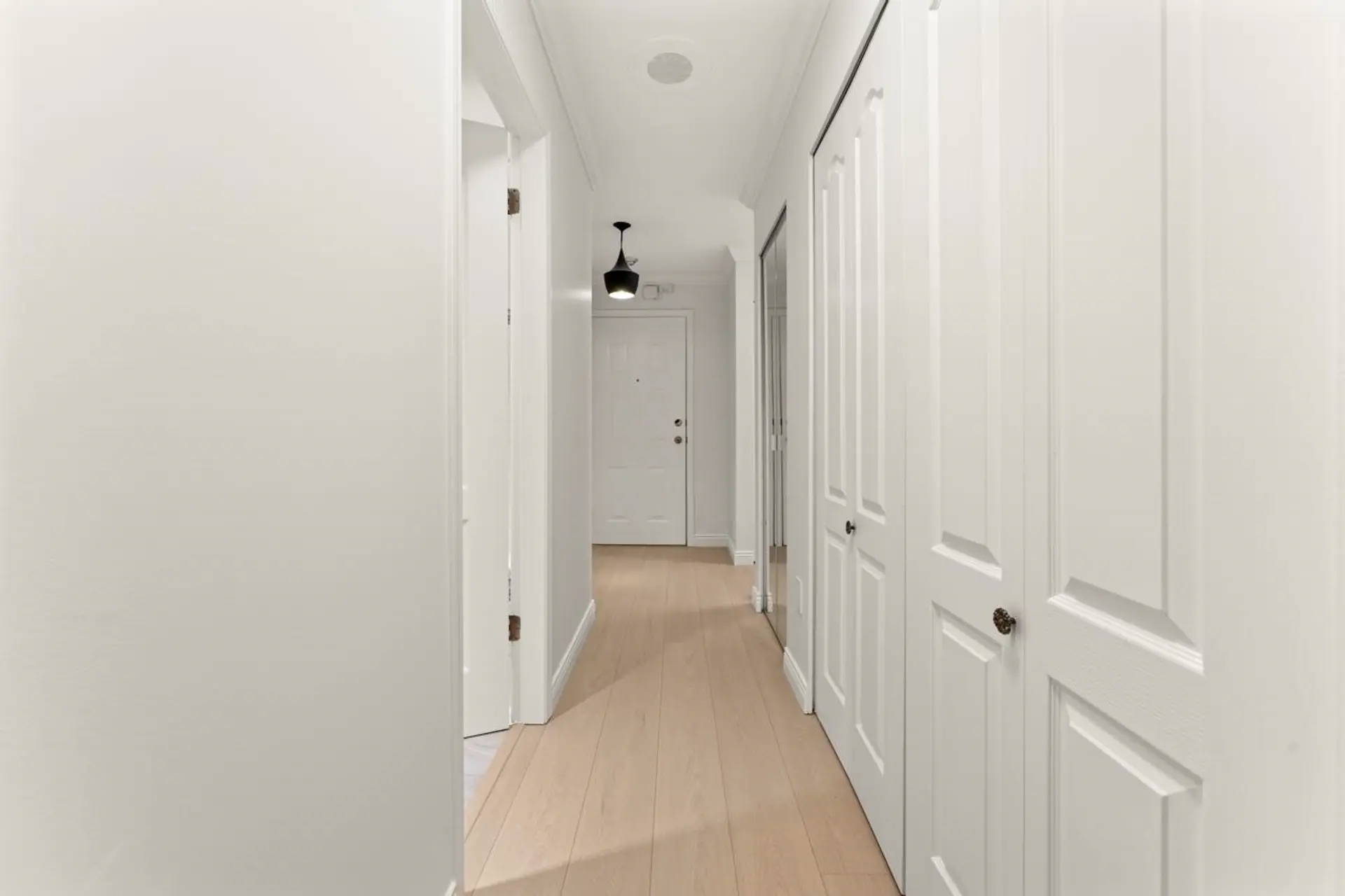 #104 526 W 13th Avenue - Image 4