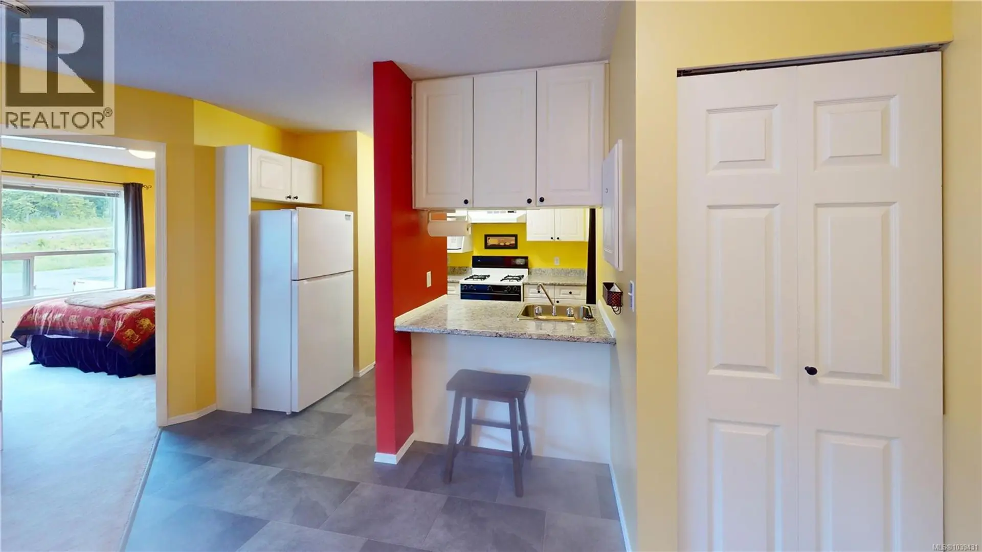 #101 1105 Henry Rd - Image 15