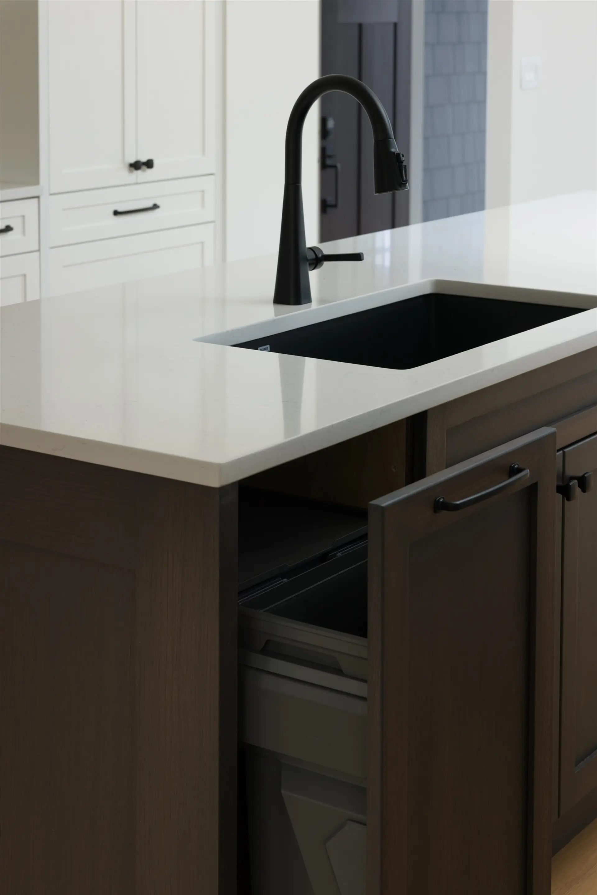 #101 903 Edgar Avenue - Image 5