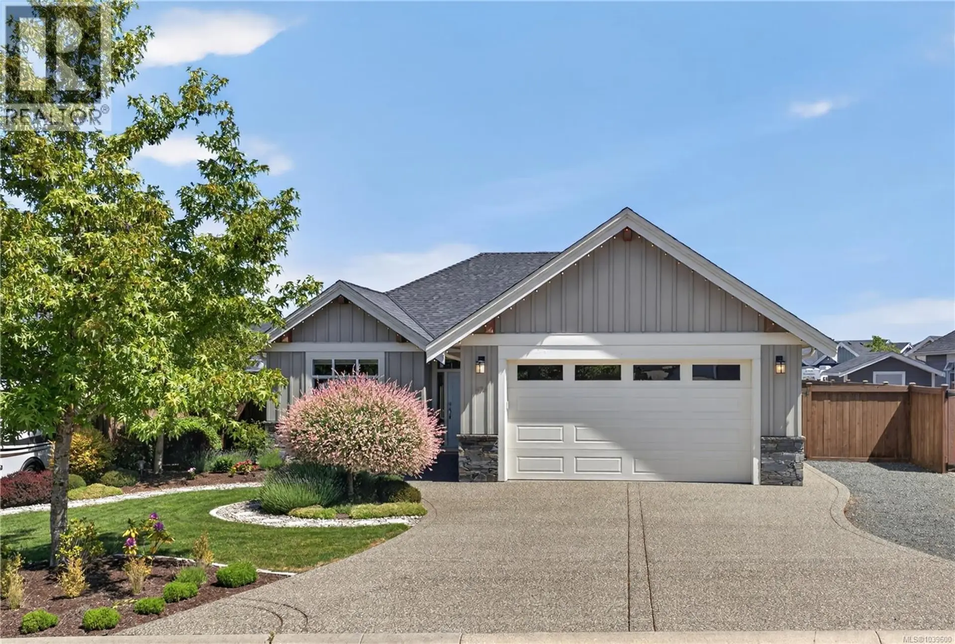 Property at 474 Ridgefield Dr, Parksville, BC