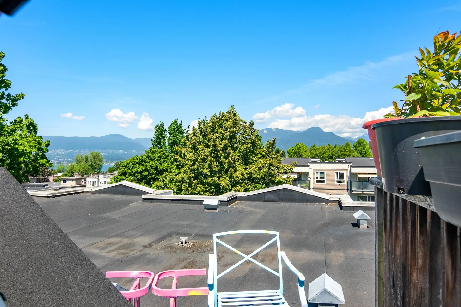 #PH1 120 Garden Drive - Image 14