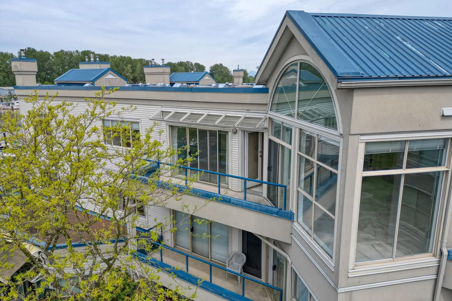 #304 4753 W River Road - Image 6