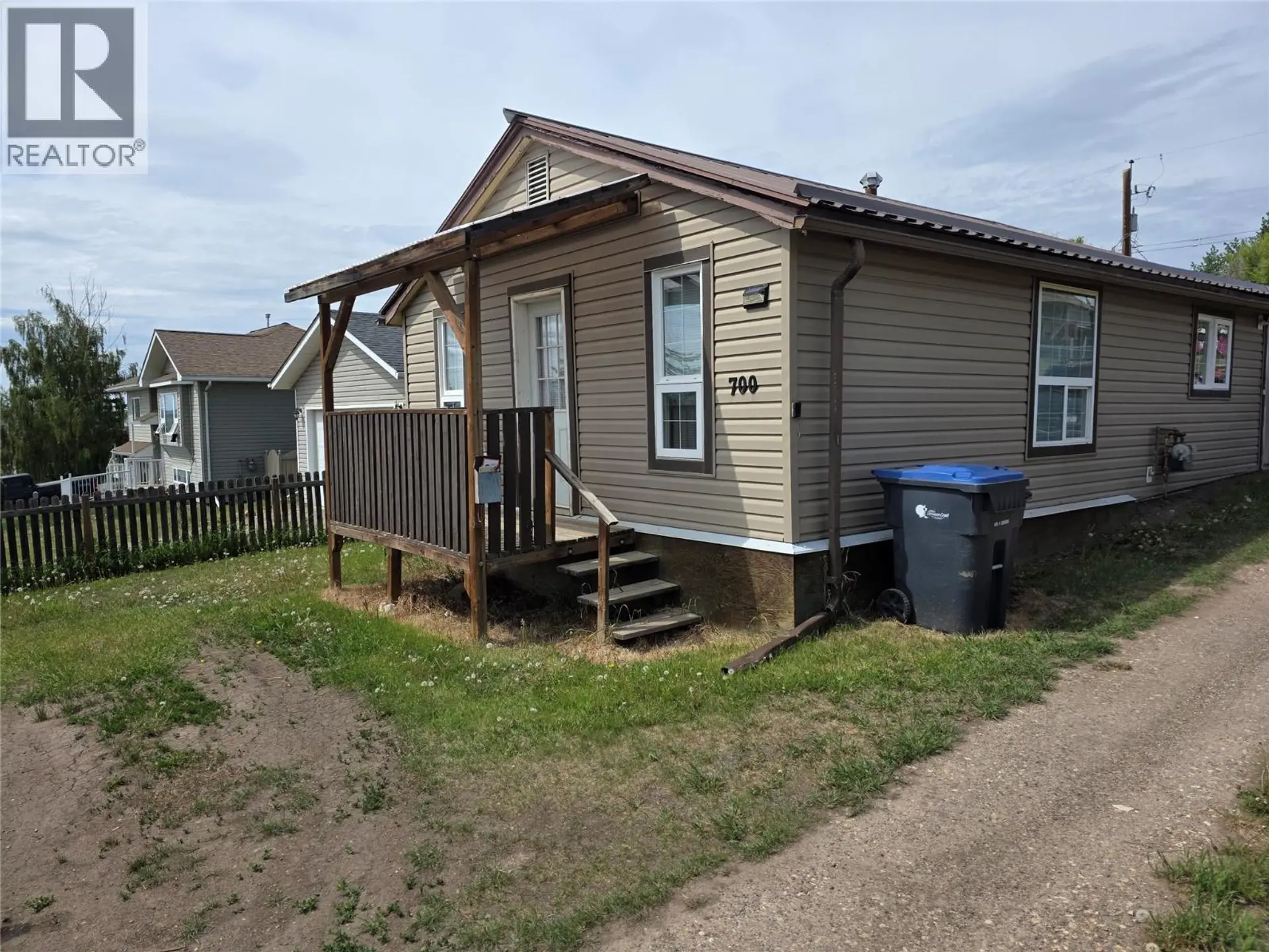 700 99 Avenue - Image 1