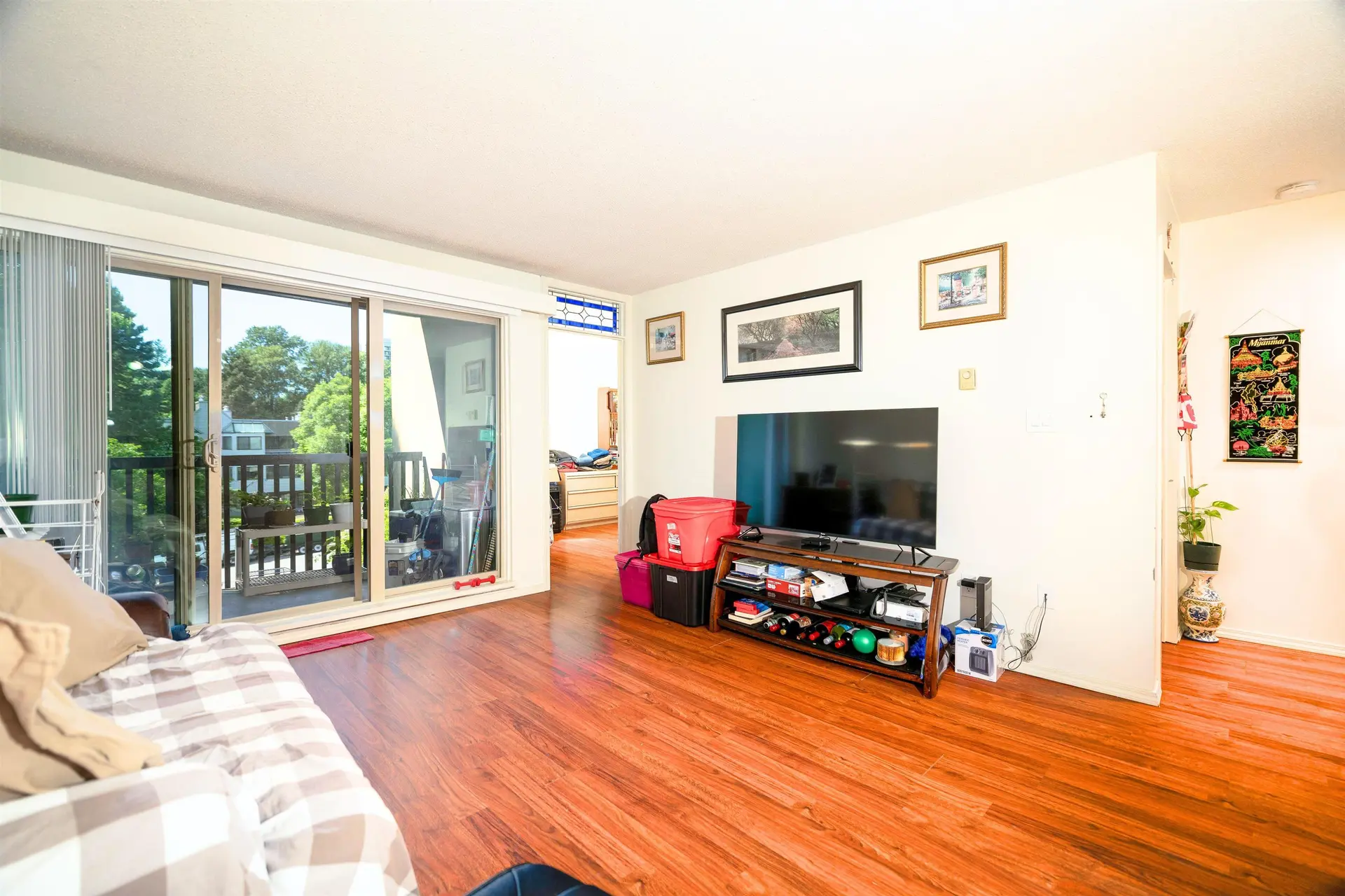 #307 9857 Manchester Drive - Image 3