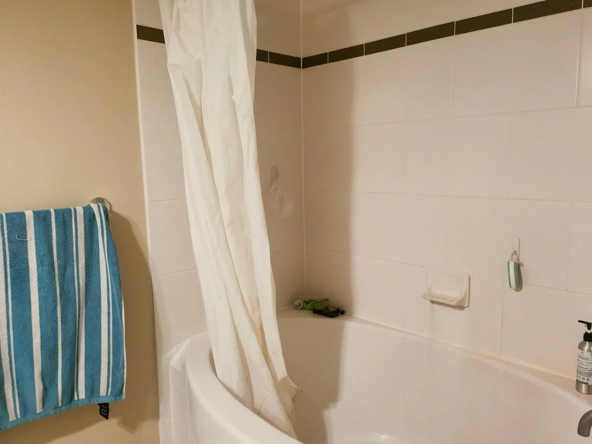 #318 2388 Western Parkway - Image 9