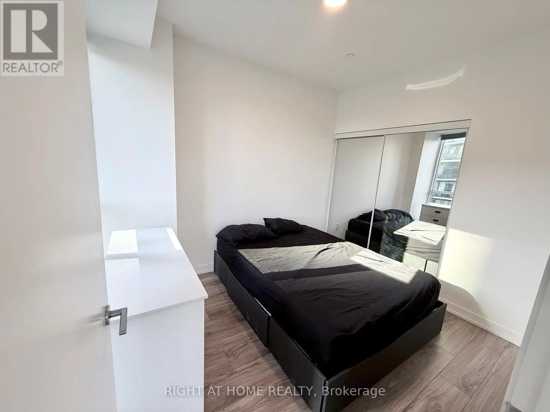 #606 4065 CONFEDERATION PKWY PARKWAY - Image 11