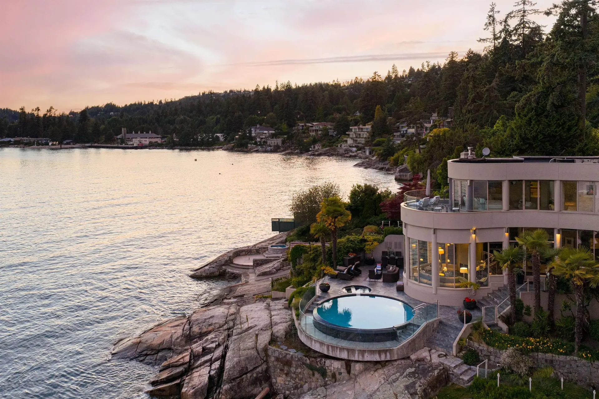 Property at 3912 Marine Drive, West Vancouver, BC