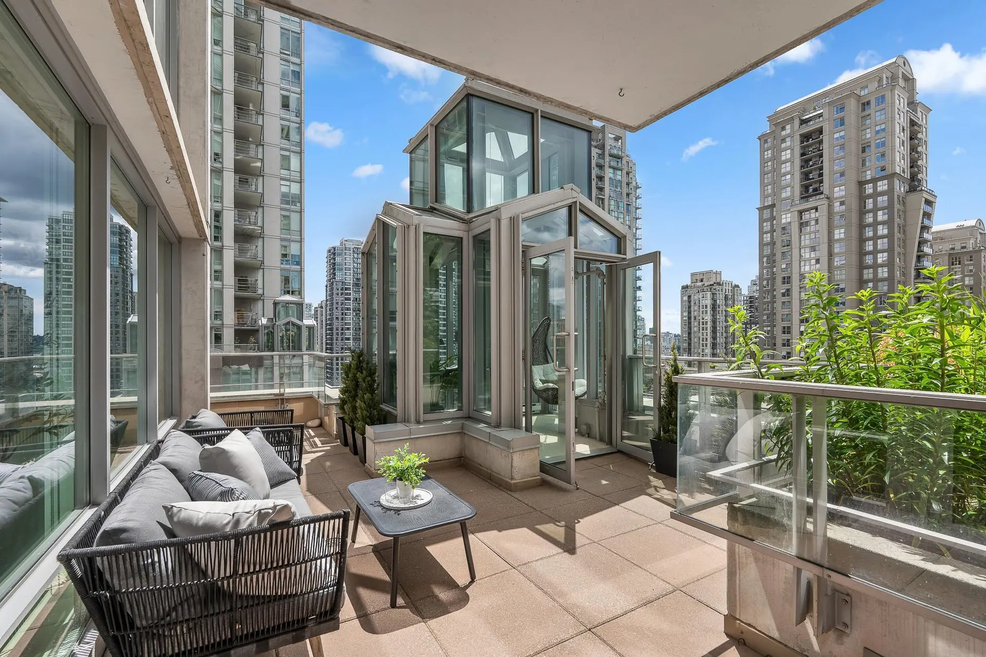 Property at #901 565 Smithe Street, Vancouver, BC