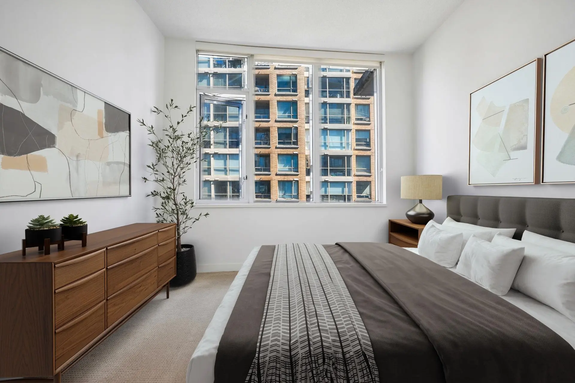 #610 833 Homer Street - Image 9