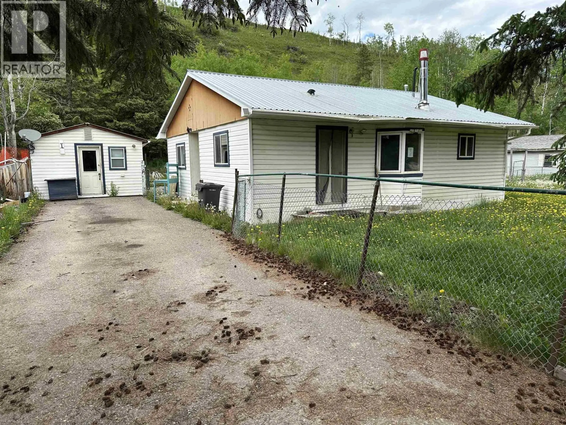Property at 10111-10113 BEATTIE DRIVE, Hudsons Hope, BC
