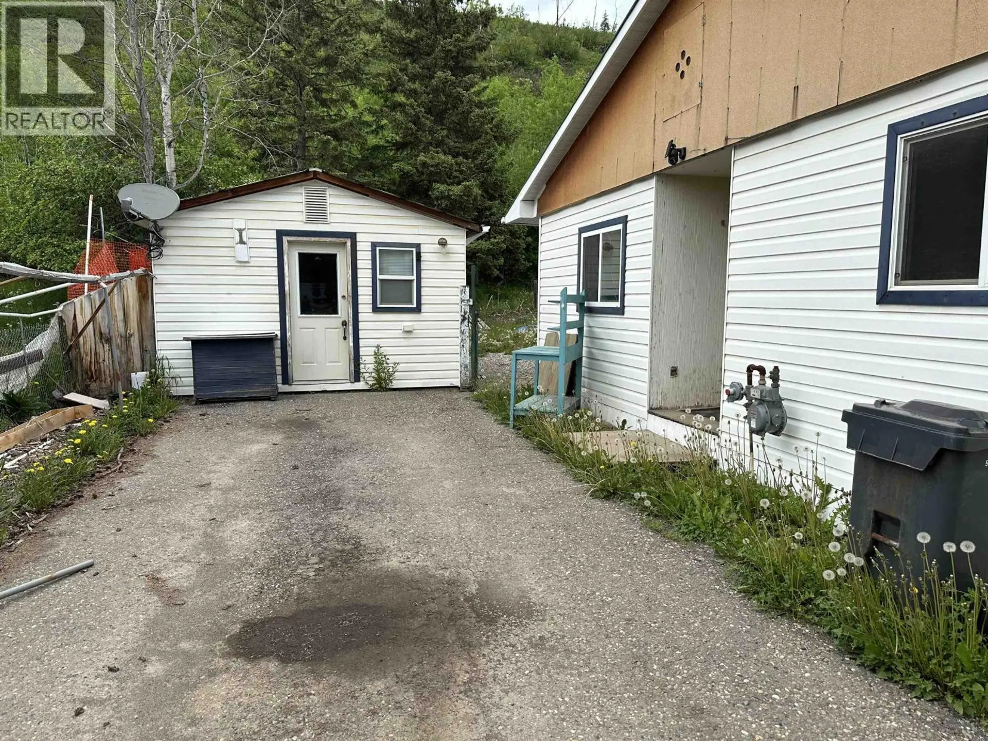 10111-10113 BEATTIE DRIVE - Image 2