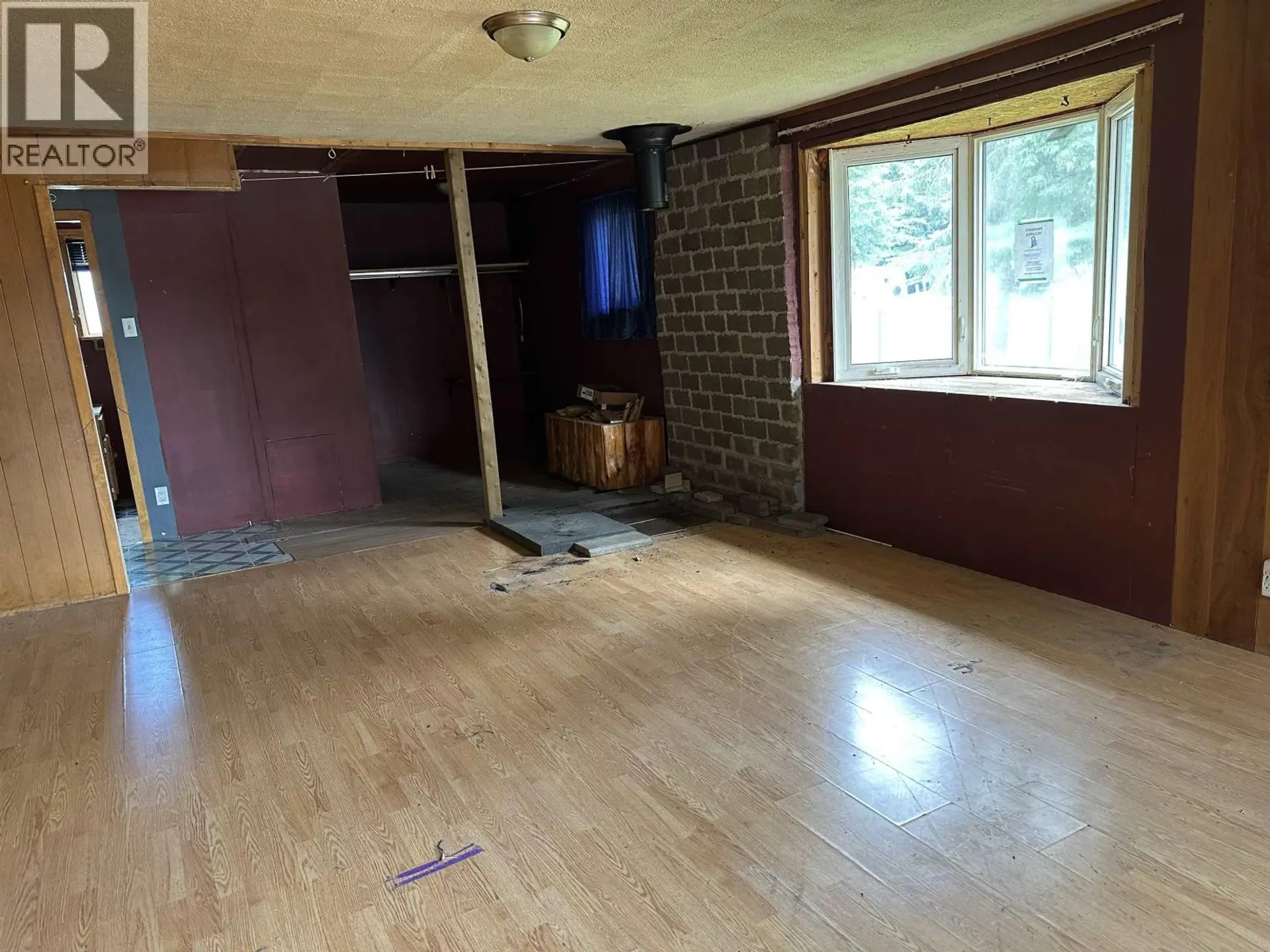 10111-10113 BEATTIE DRIVE - Image 7