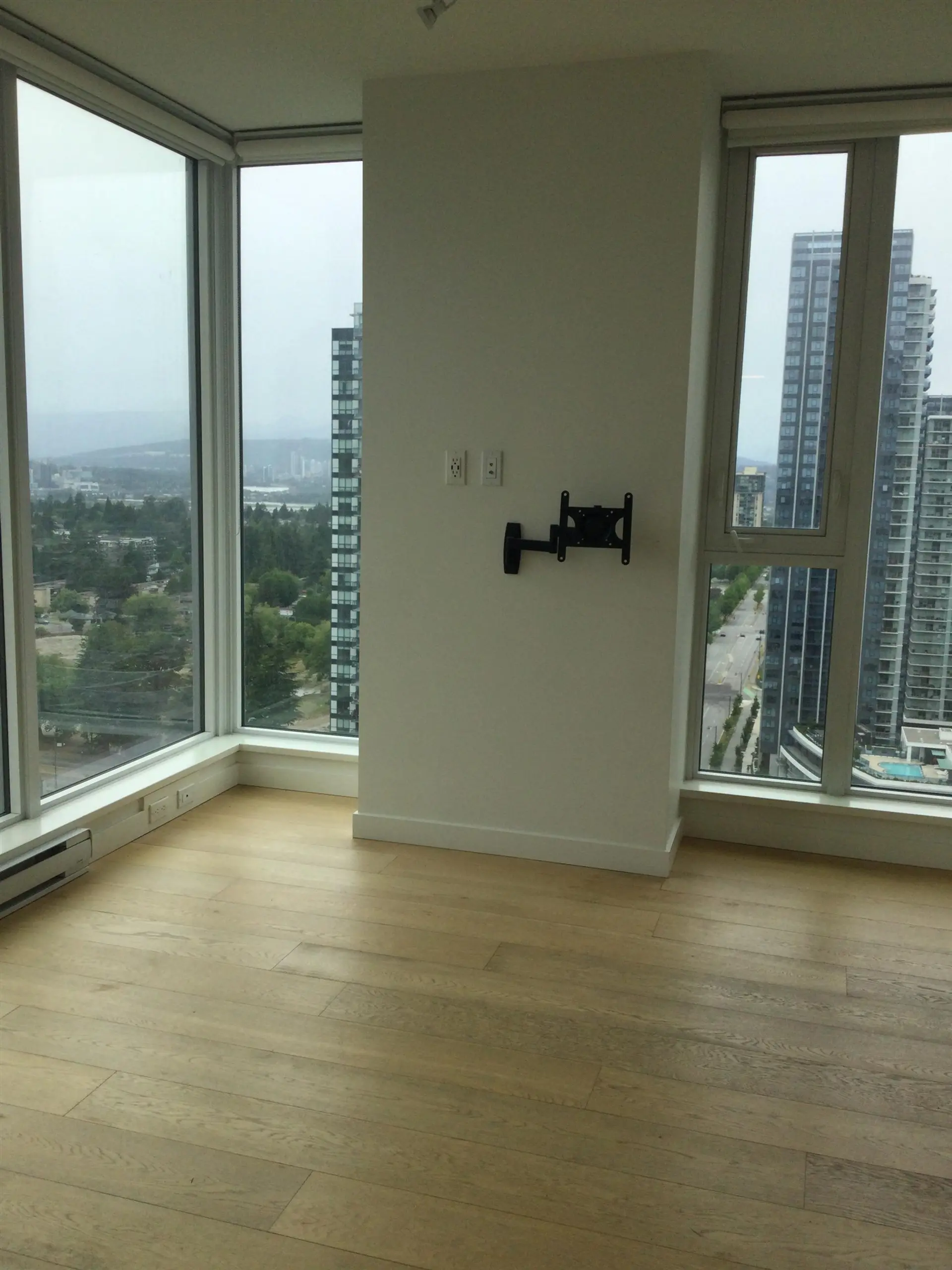 #2406 13438 Central Avenue - Image 6