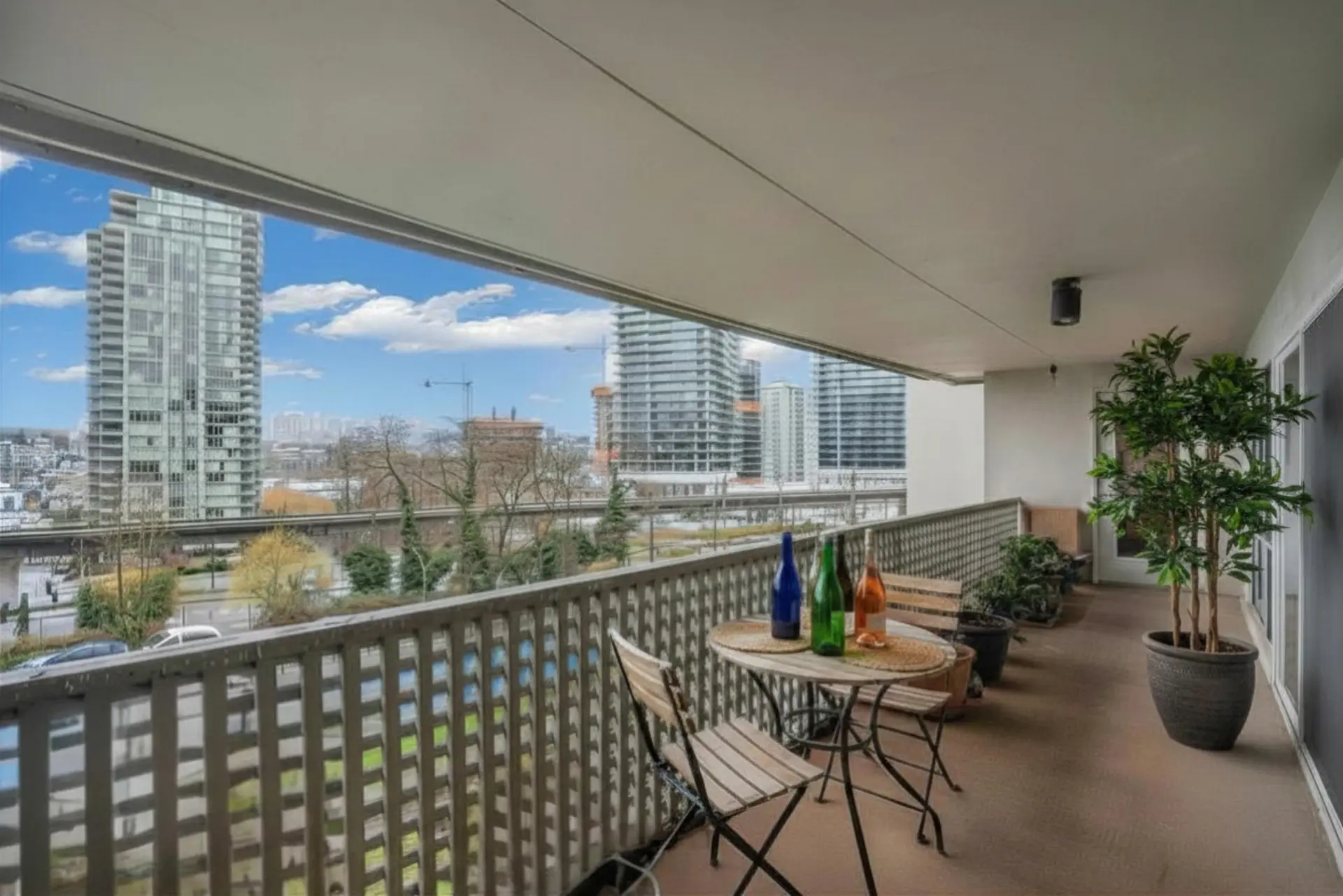 #304 4941 Lougheed Highway - Image 2