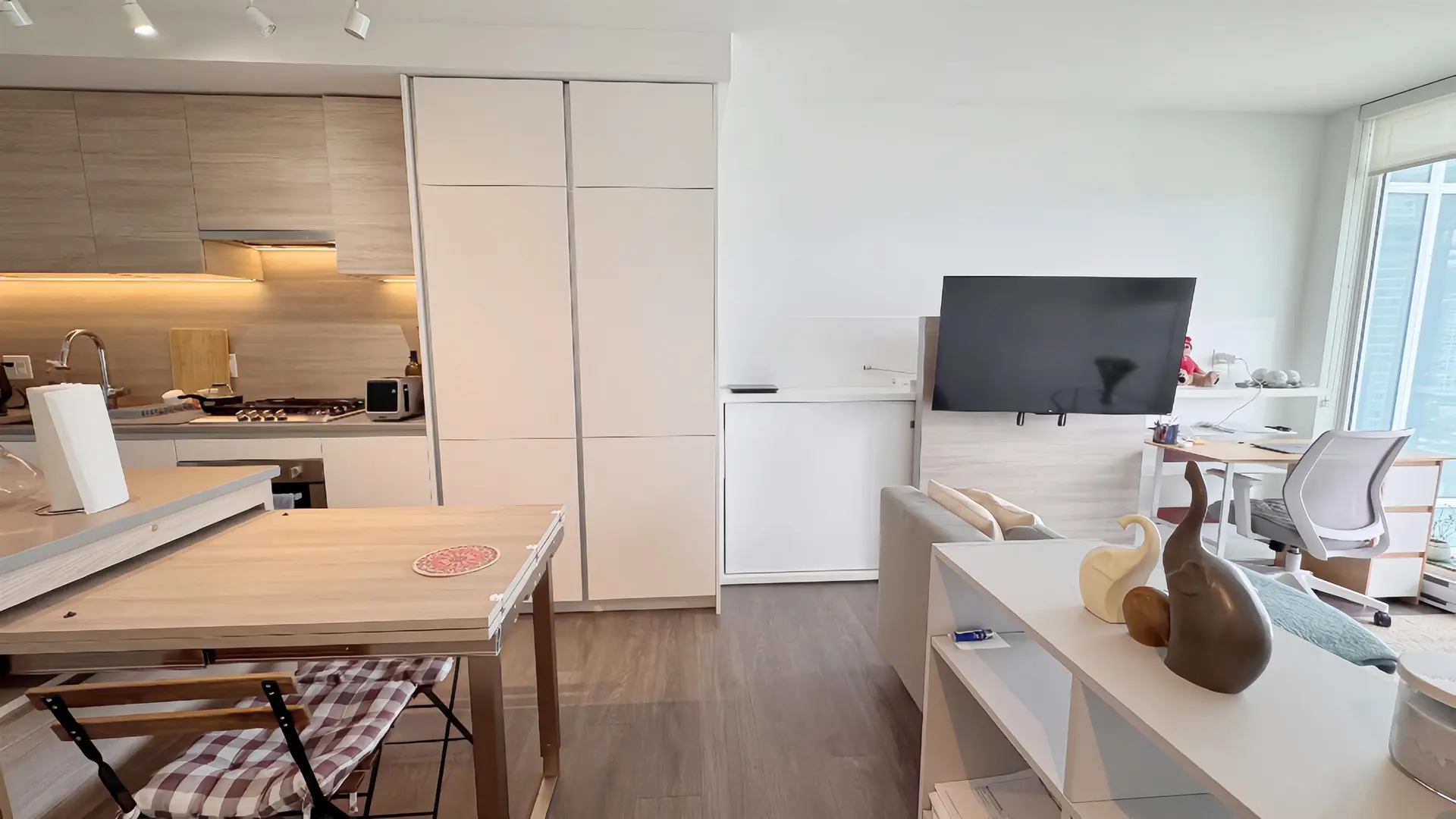 #2408 652 Whiting Way - Image 3