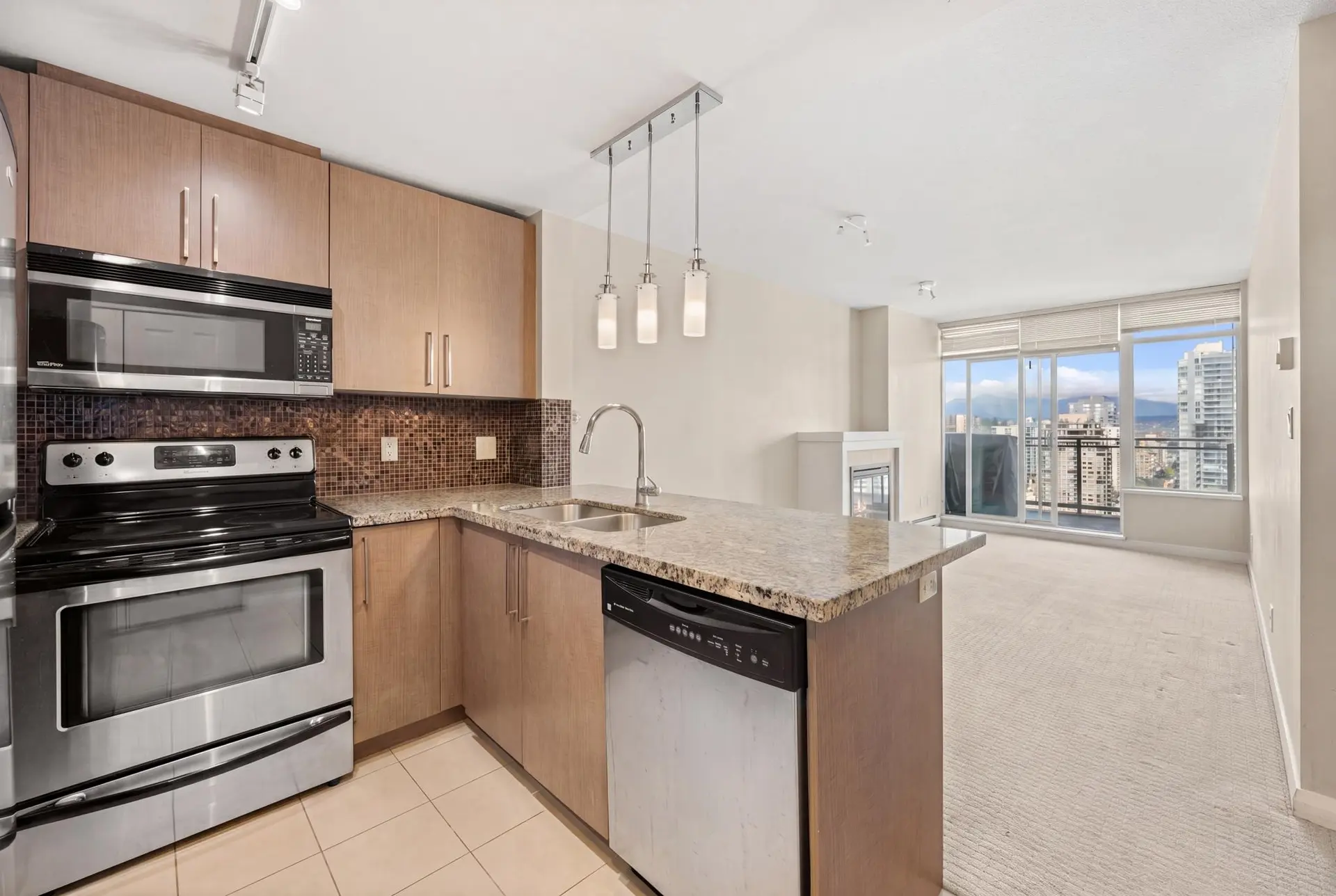 #3503 888 Carnarvon Street - Image 5