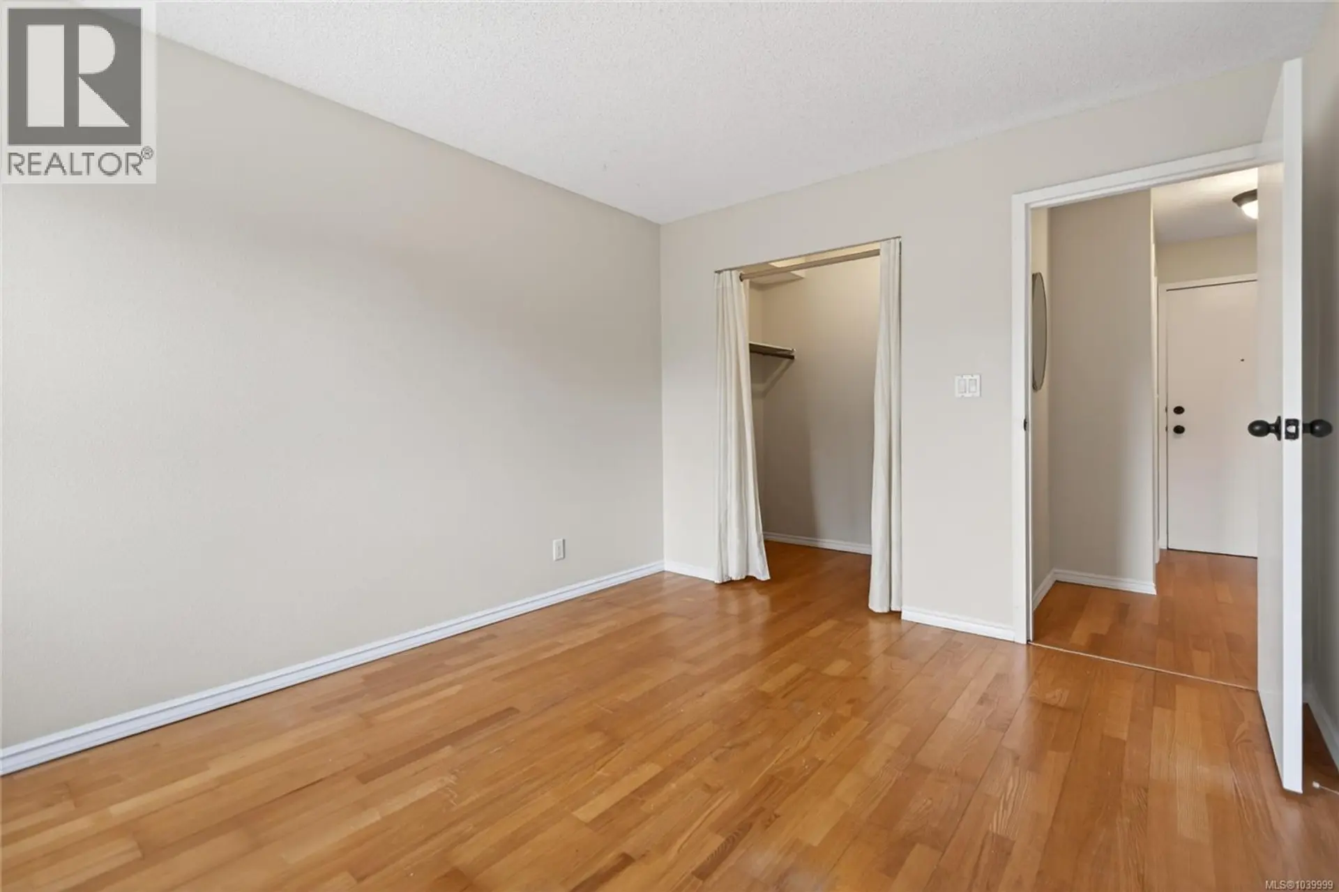 #207 1130 Willemar Ave - Image 9