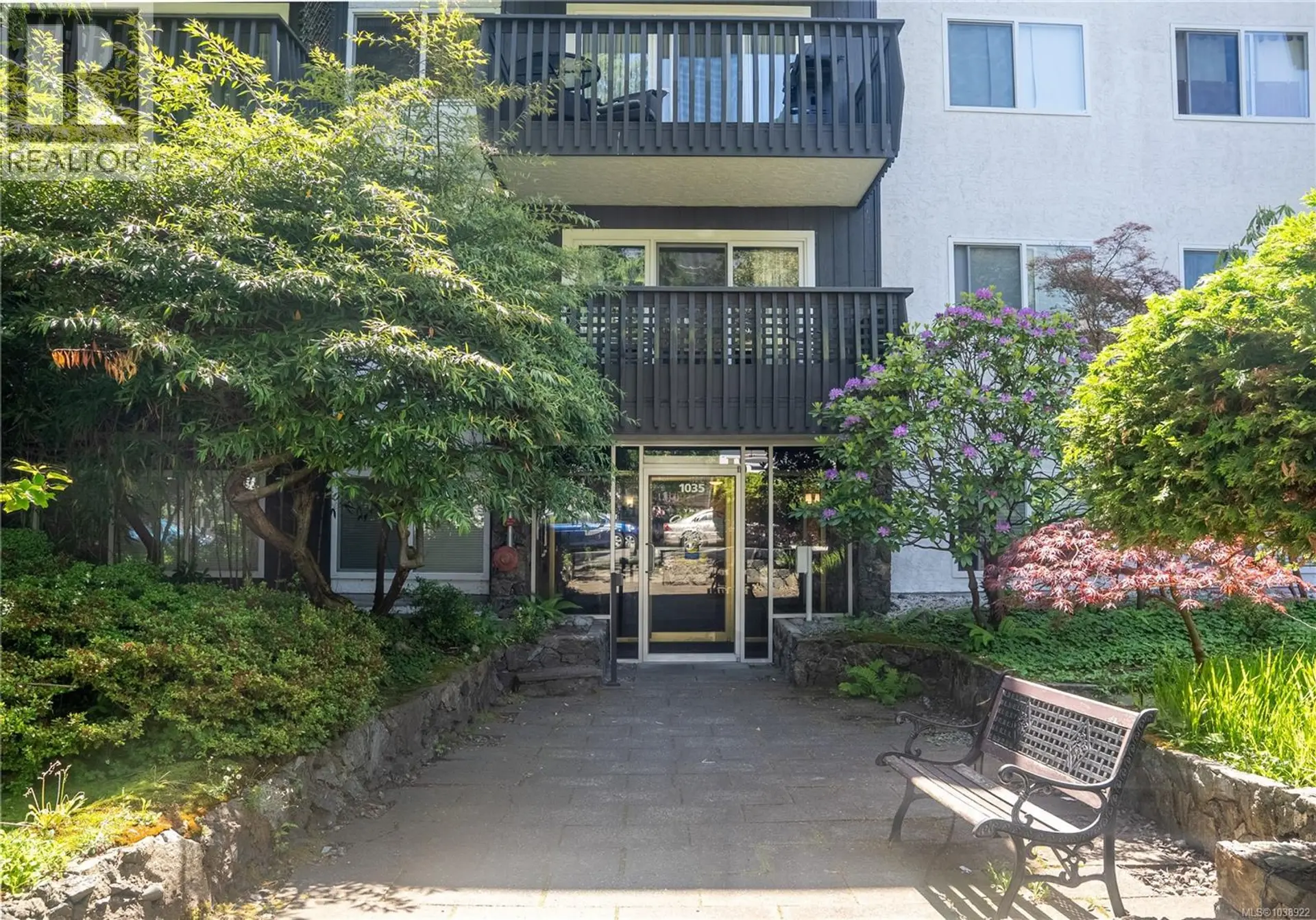 Property at #308 1035 McClure St, Victoria, BC