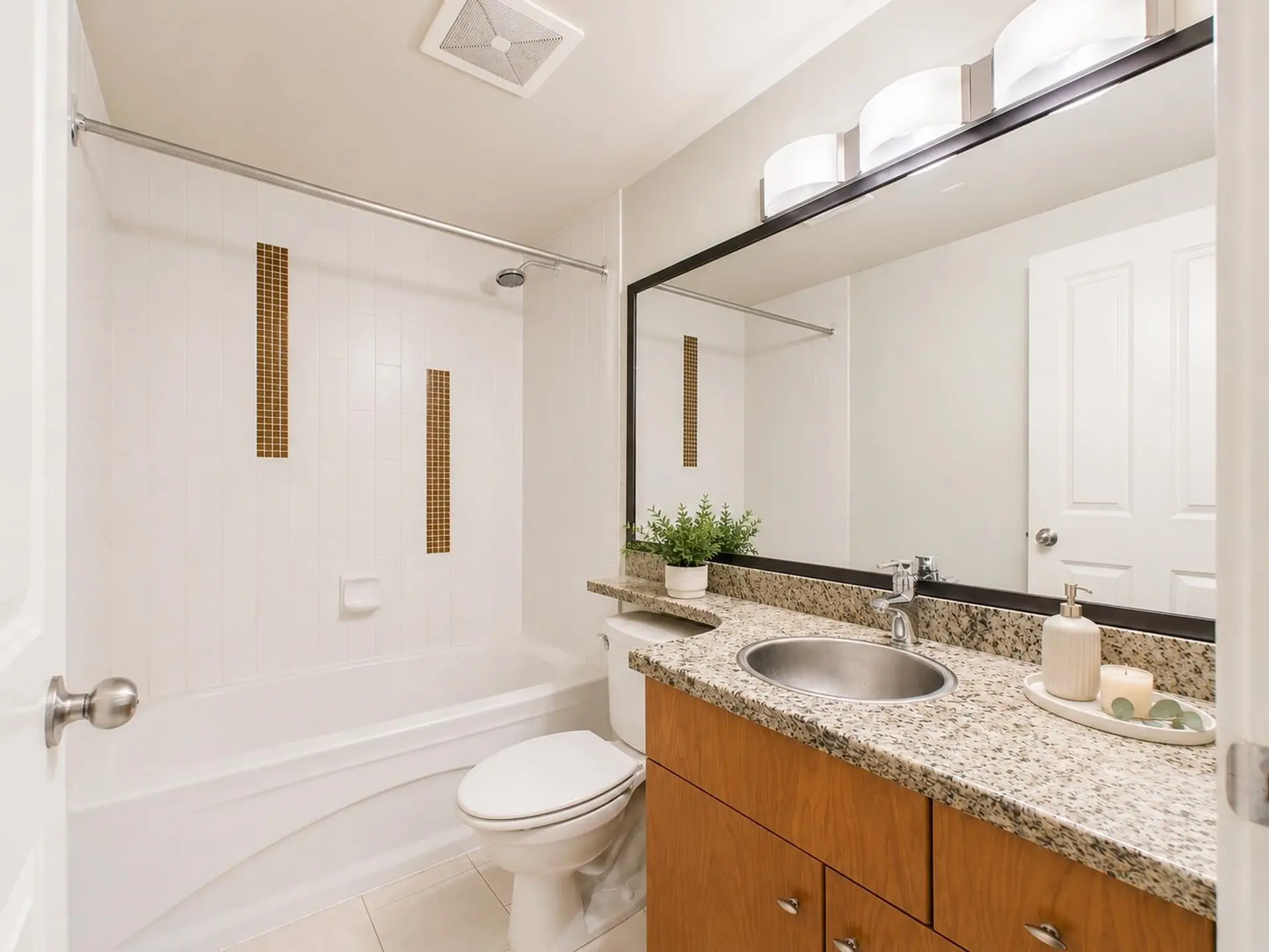 #1609 511 Rochester Avenue - Image 7