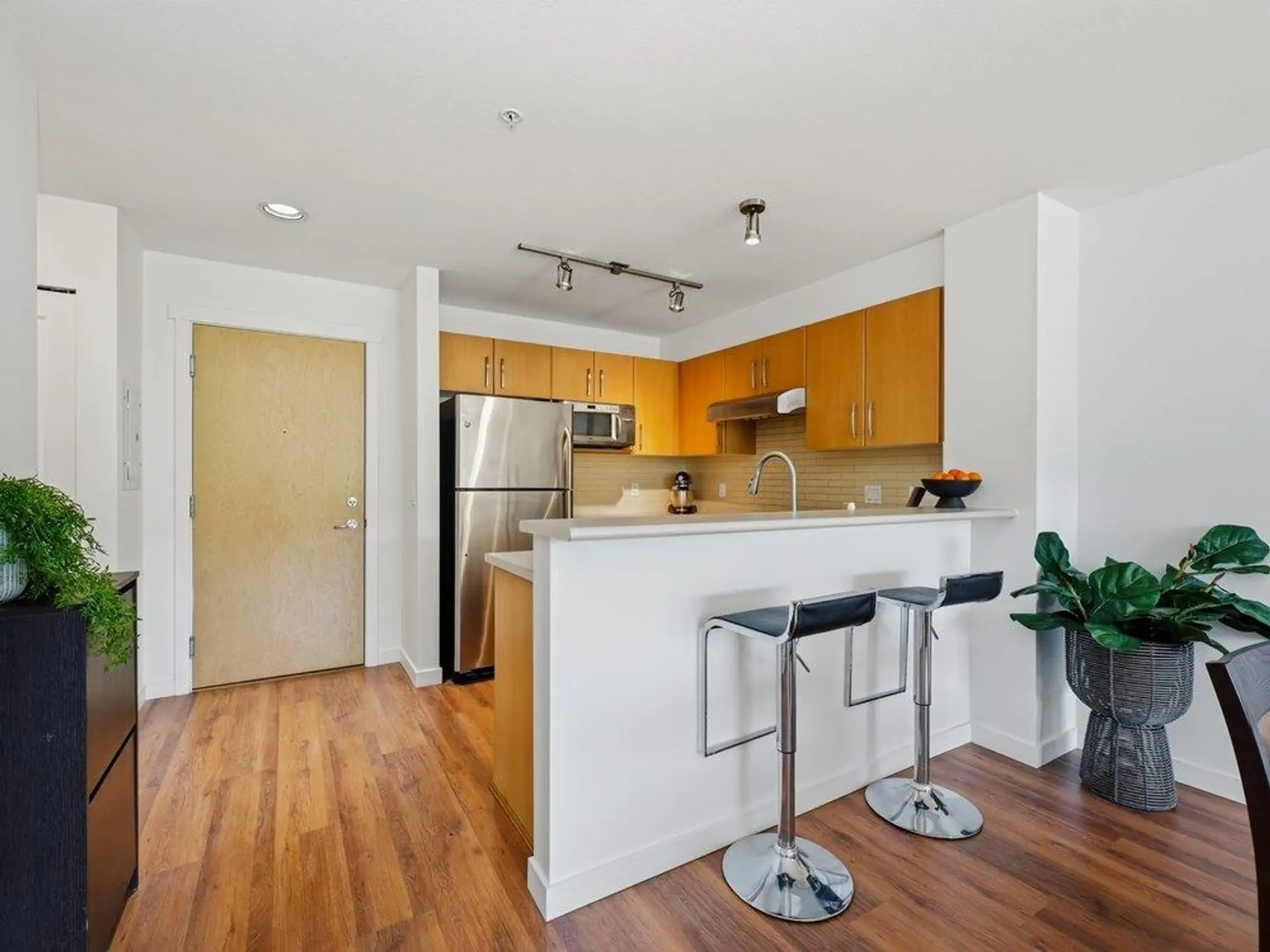 #311 300 Klahanie Drive - Image 3