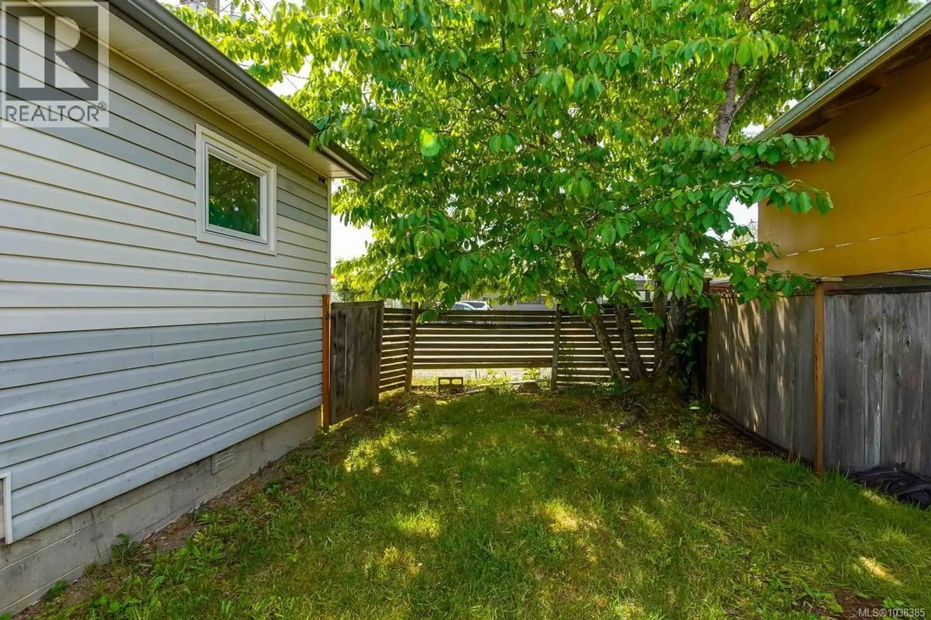 4360 Morton St - Image 7