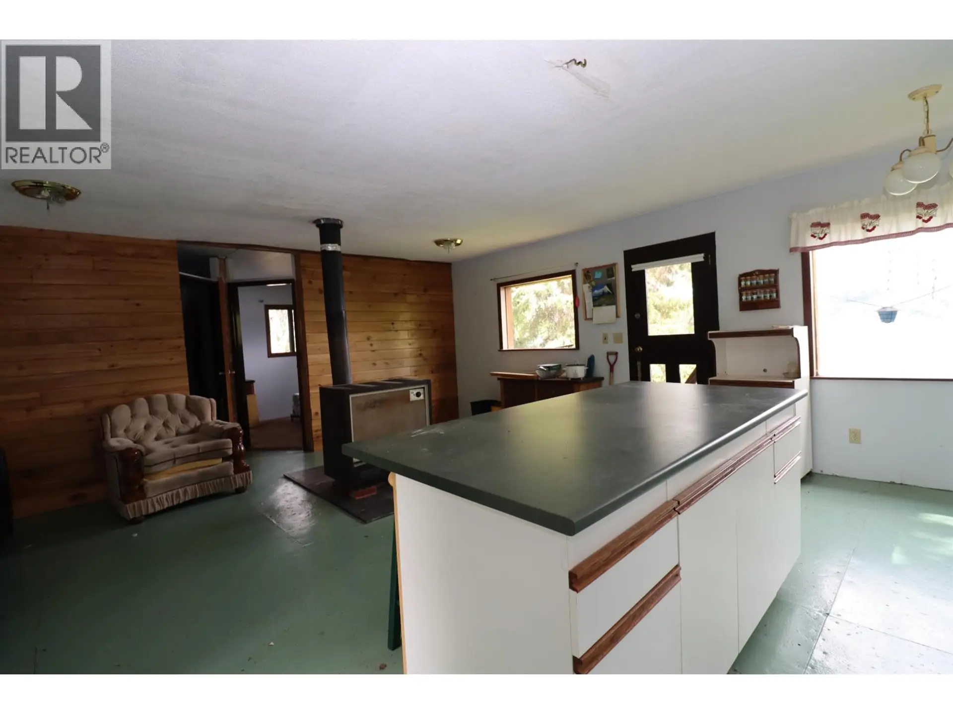 1661 SIMON BAY ROAD - Image 2
