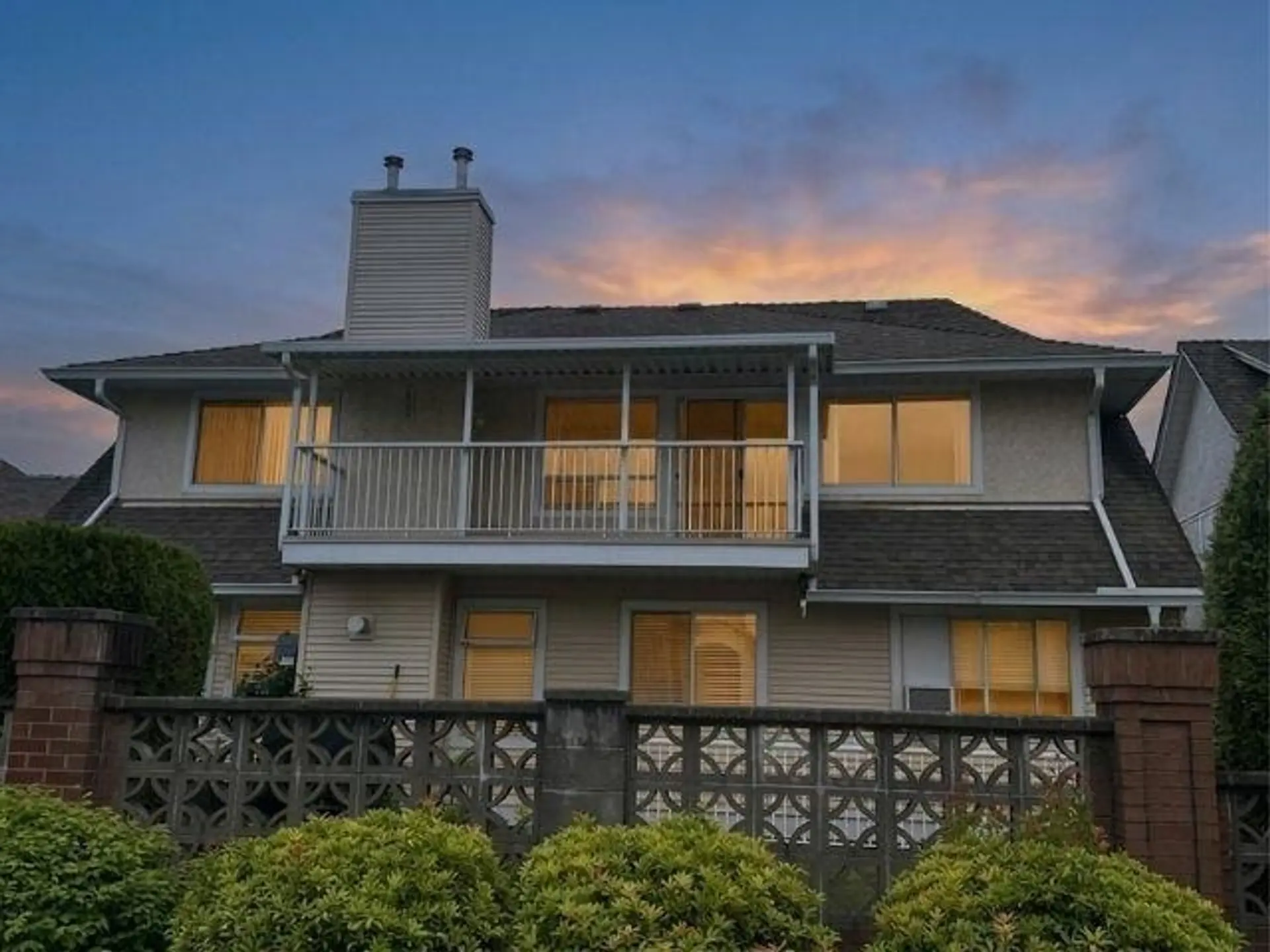 #12 2475 Emerson Street - Image 4
