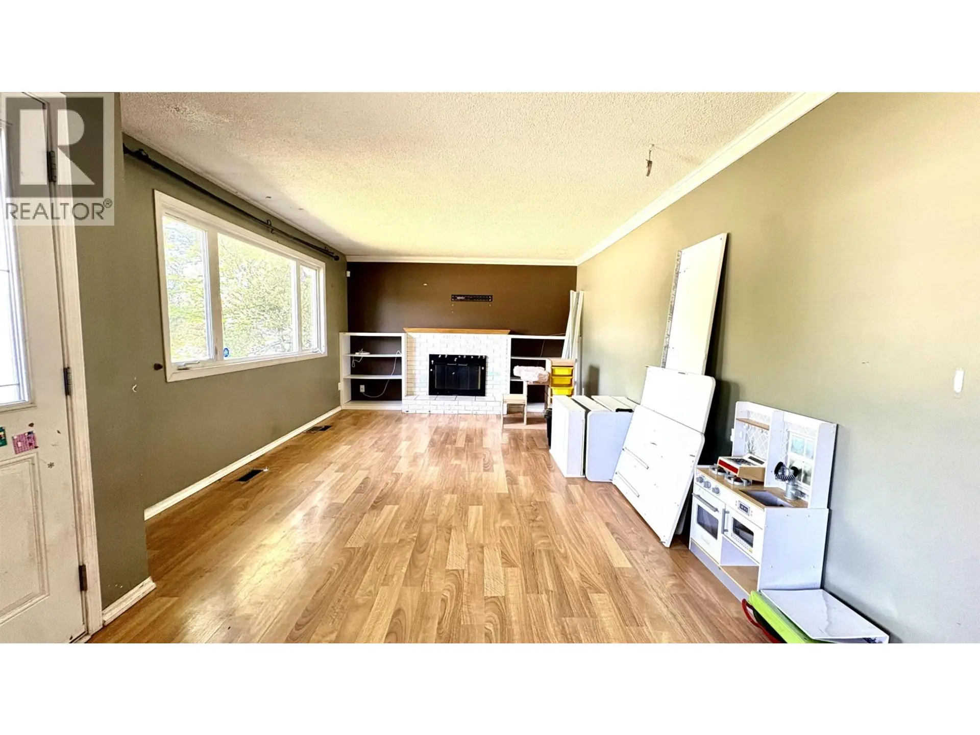 1298 GENEVIEVE CRESCENT - Image 4