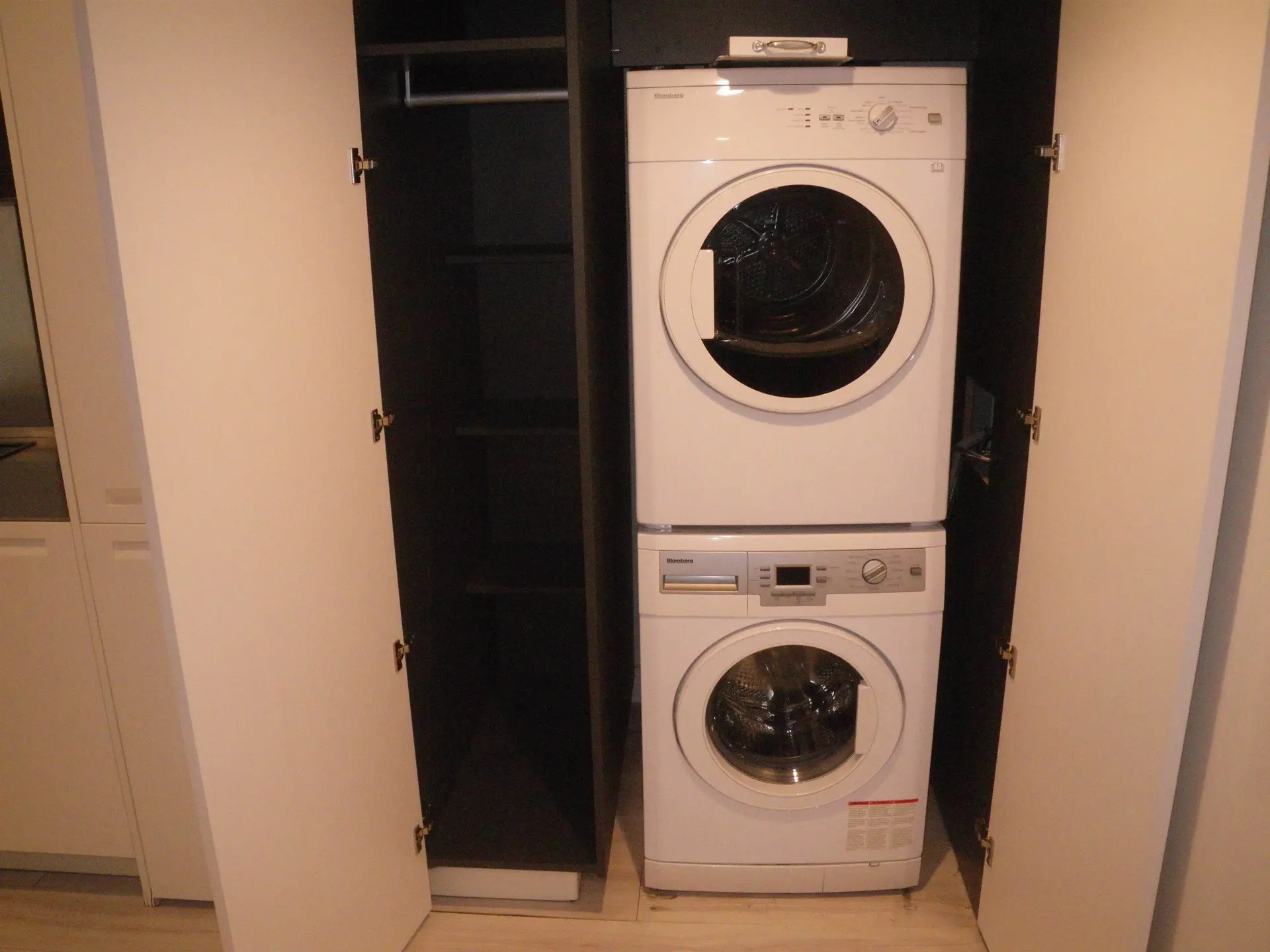 #501 1133 Hornby Street - Image 10