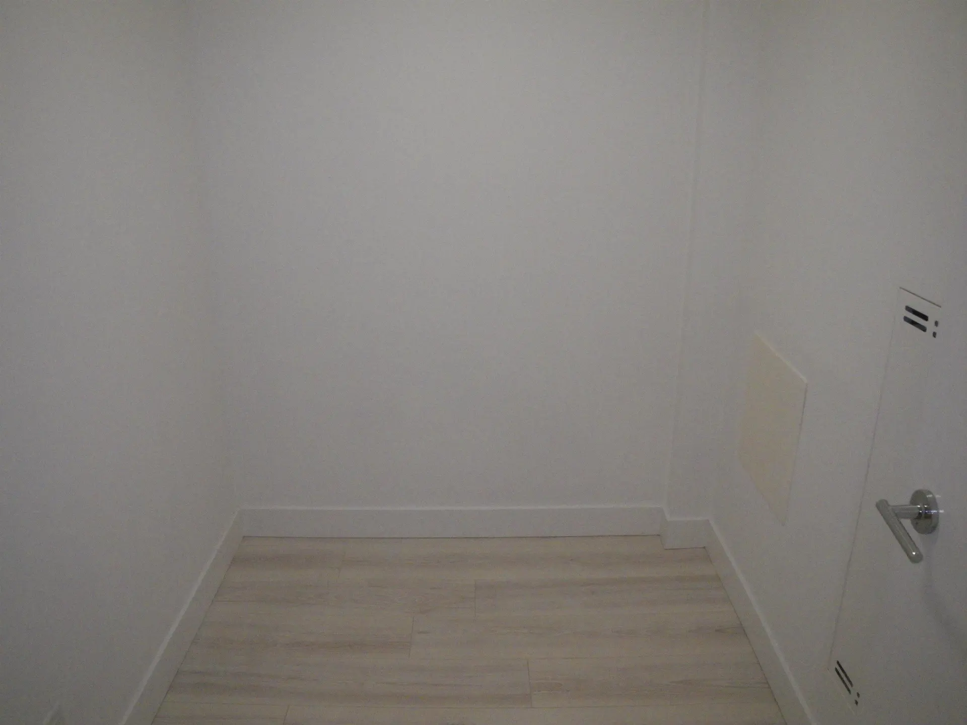 #501 1133 Hornby Street - Image 8