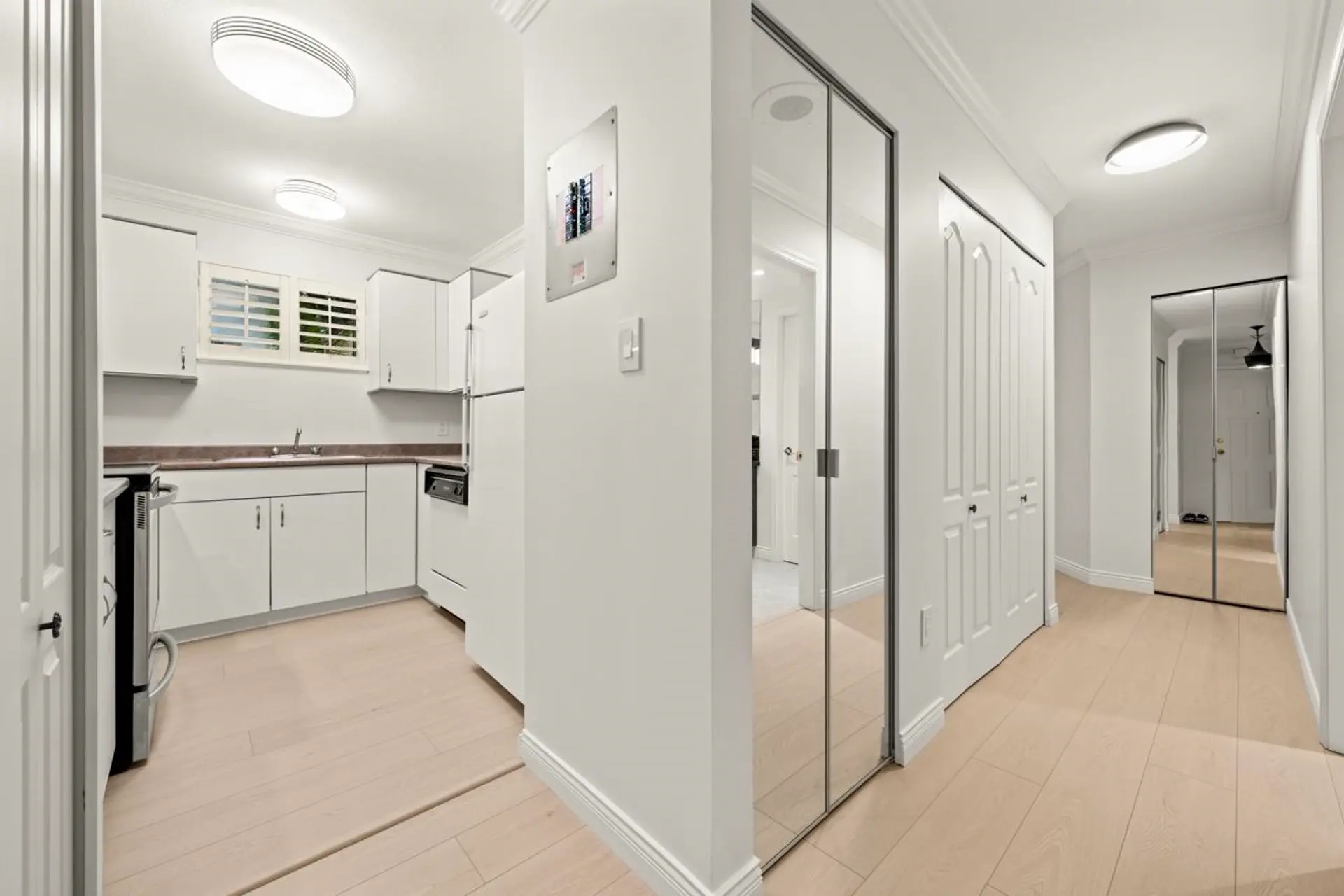 #104 526 W 13th Avenue - Image 3