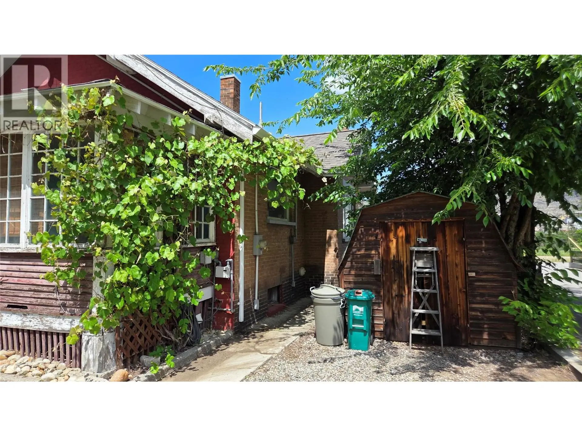 390 Binns Street - Image 15