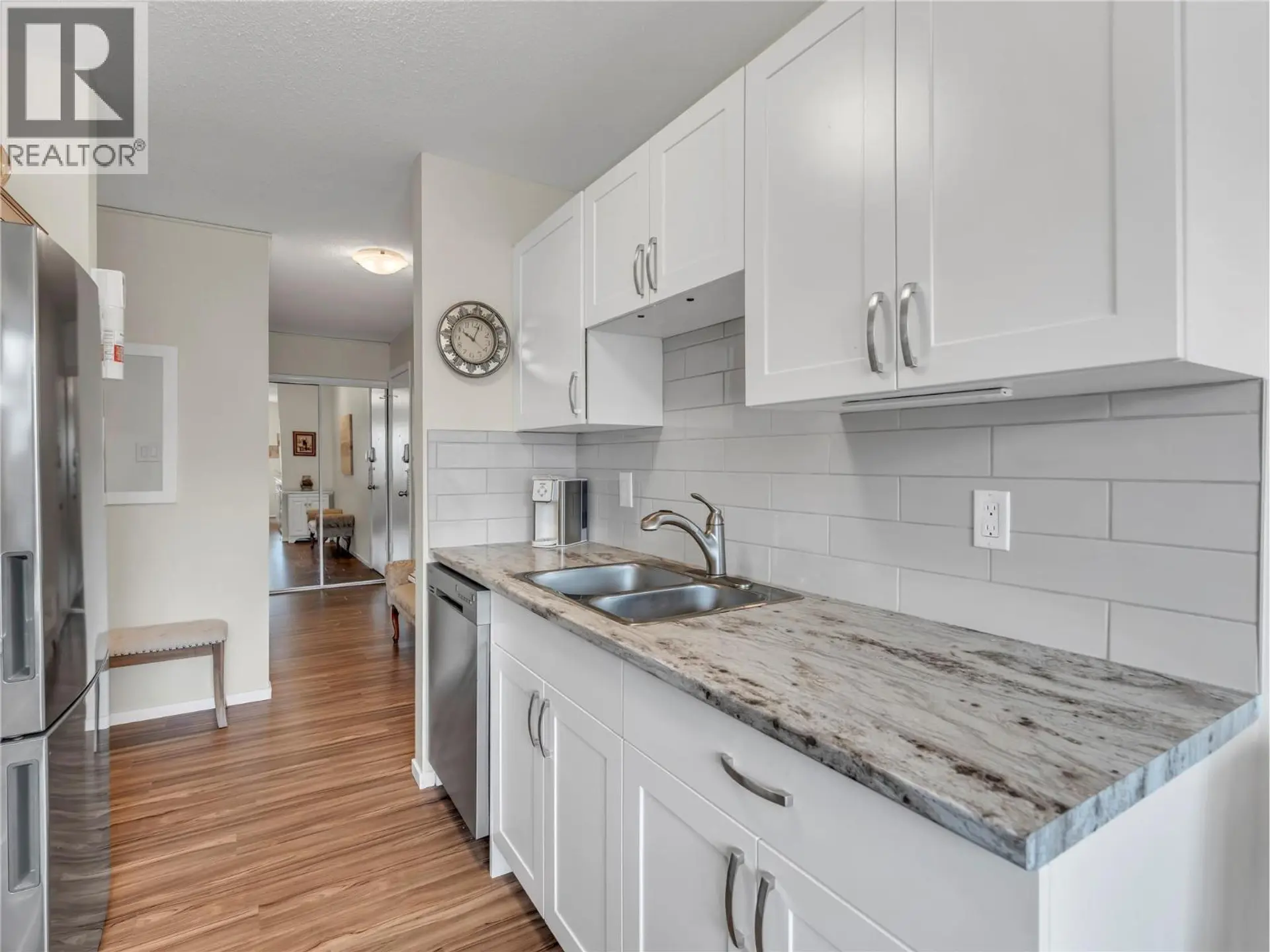 #212 803 FAIRVIEW Road - Image 4