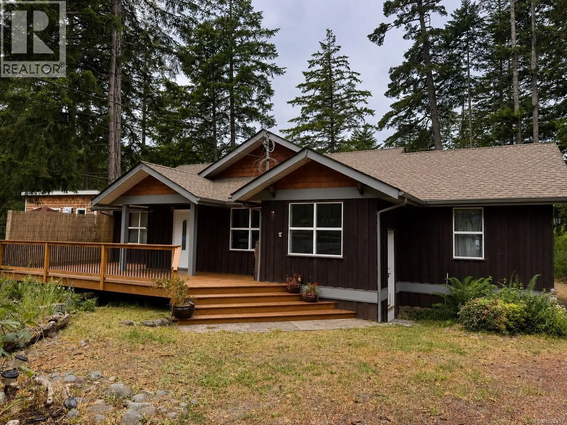 Property at 685 Rollo Rd, Gabriola Island, BC