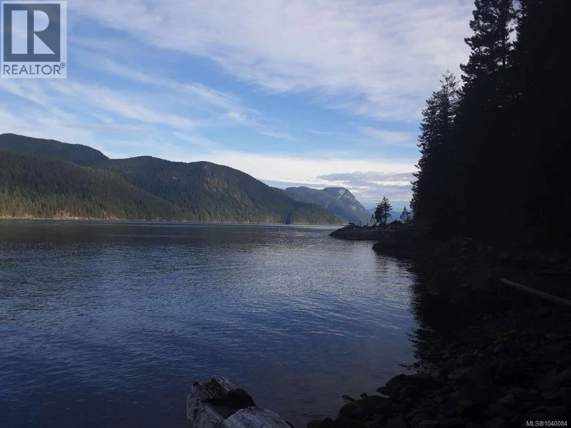 14 Rendezvous Island - Image 7