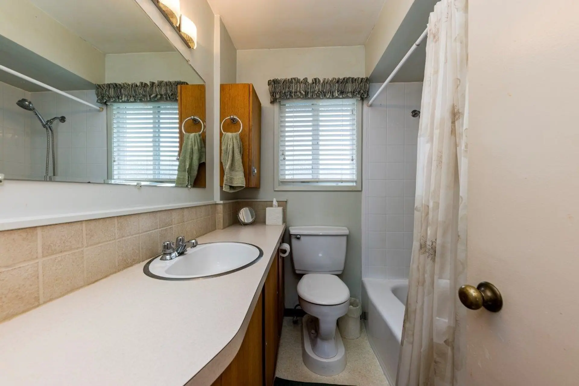 4241 Greta Street - Image 15