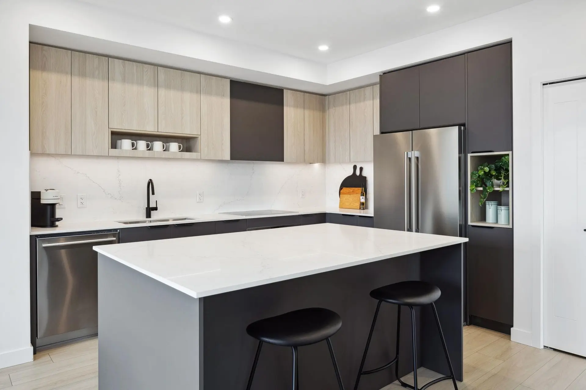 #103 3535 Highland Drive - Image 2