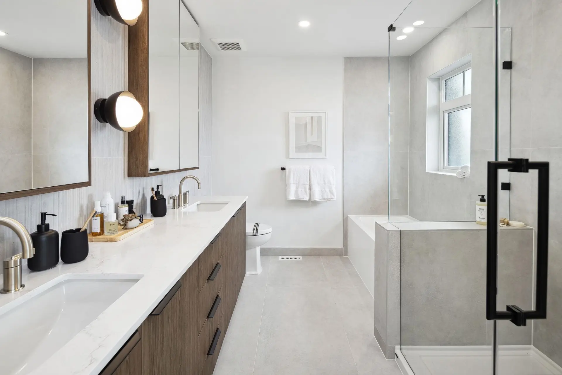 #103 3535 Highland Drive - Image 7