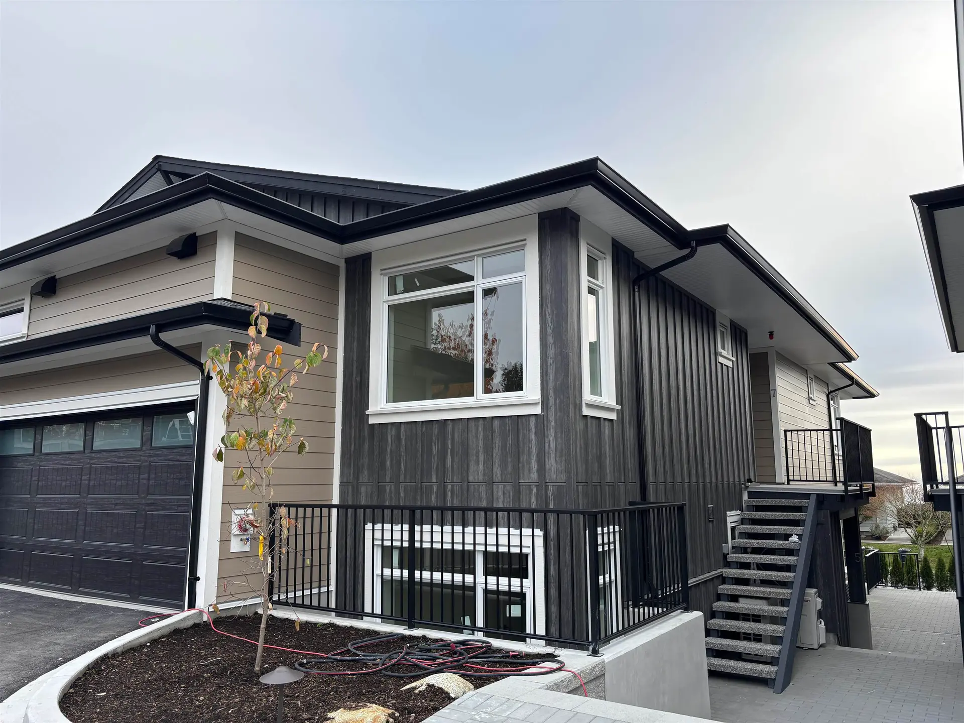#7 5522 McCourt Road - Image 3