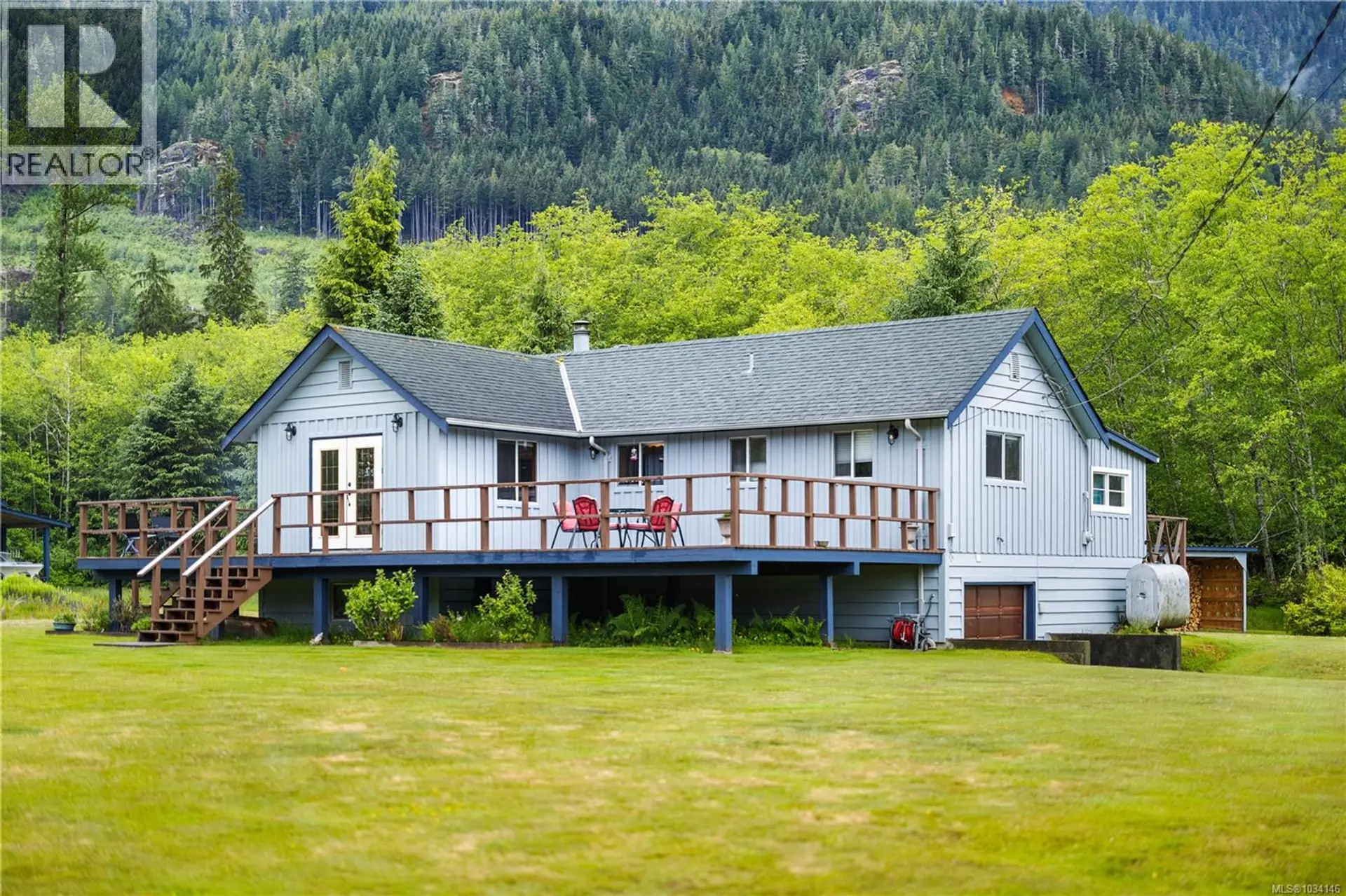 Property at 843 Sayward Rd, Sayward, BC